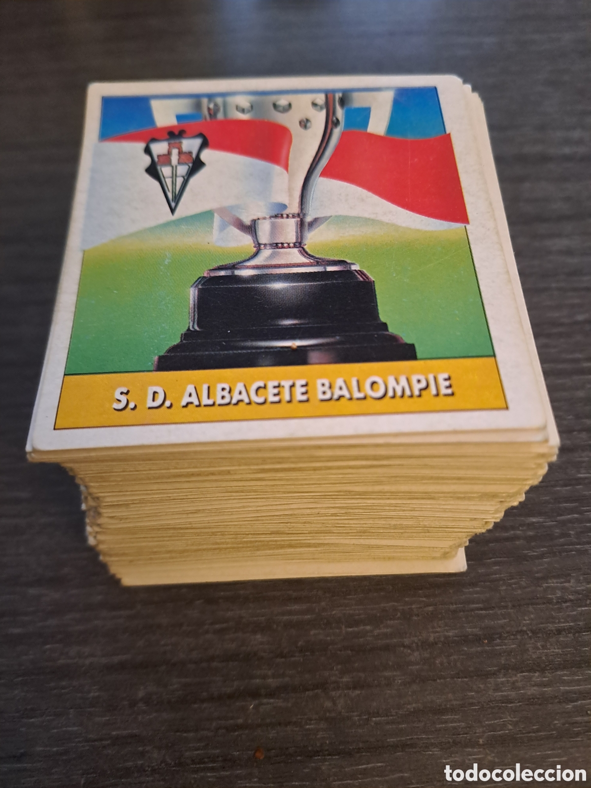 Cartes &agrave; collectionner de Football: LOTE LIGA ESTE 92-93 &ndash; 156 CROMOS SIN REPETIR Lote de 156 cromos diferentes de la Liga este