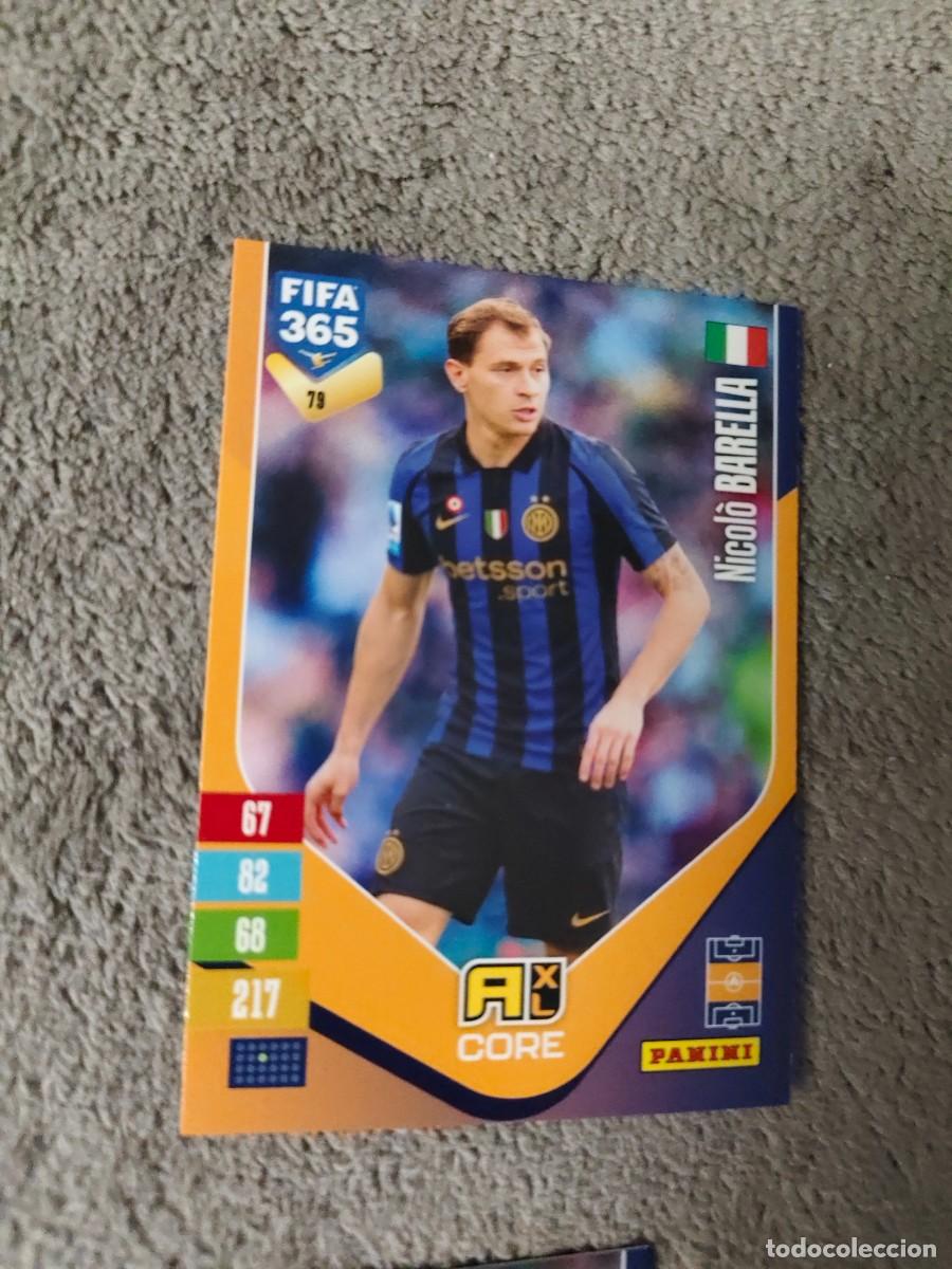 Figurine di Calcio: 79 365 ADRENALYN 26 27 NICOL&Ograve; BARELLA INTER MILAN BASE CARD CORE 2026 2027 FIFA PANINI AAV