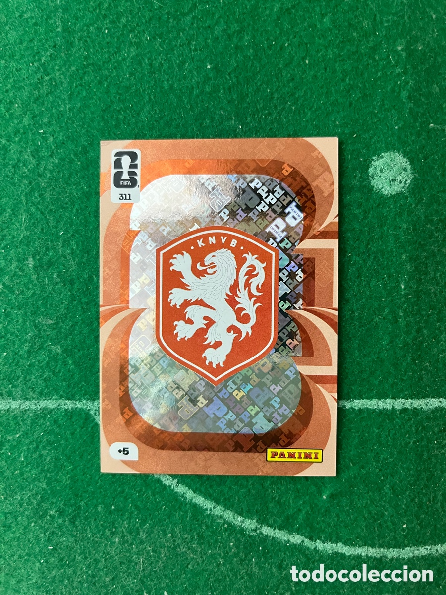 Figurine di Calcio: 311 PA&Iacute;SES BAJOS ADRENALYN MUNDIAL 2026 PANINI ESCUDO