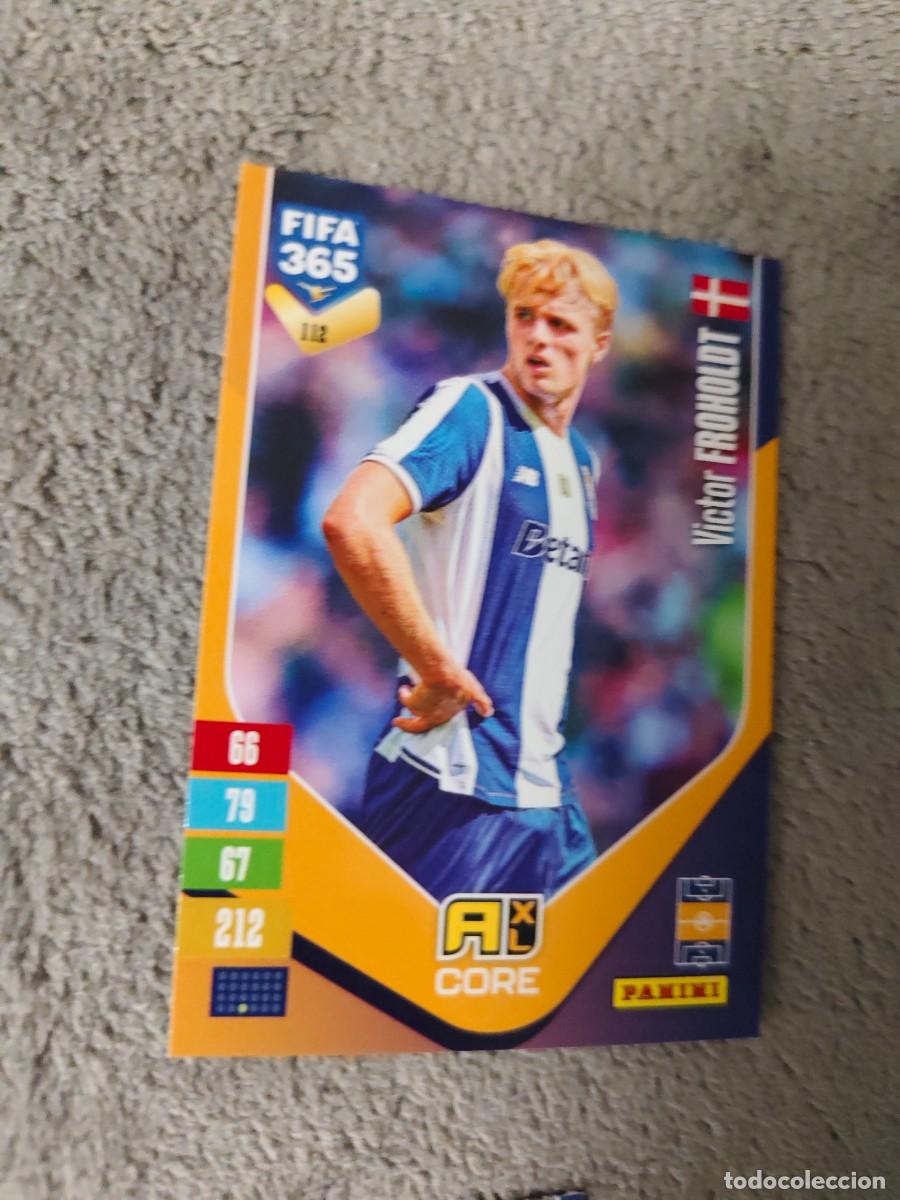 Fu&szlig;ball-Sticker: 112 365 ADRENALYN 26 27 VICTOR FROHOLDT FC PORTO BASE CARD CORE 2026 2027 FIFA PANINI AAV