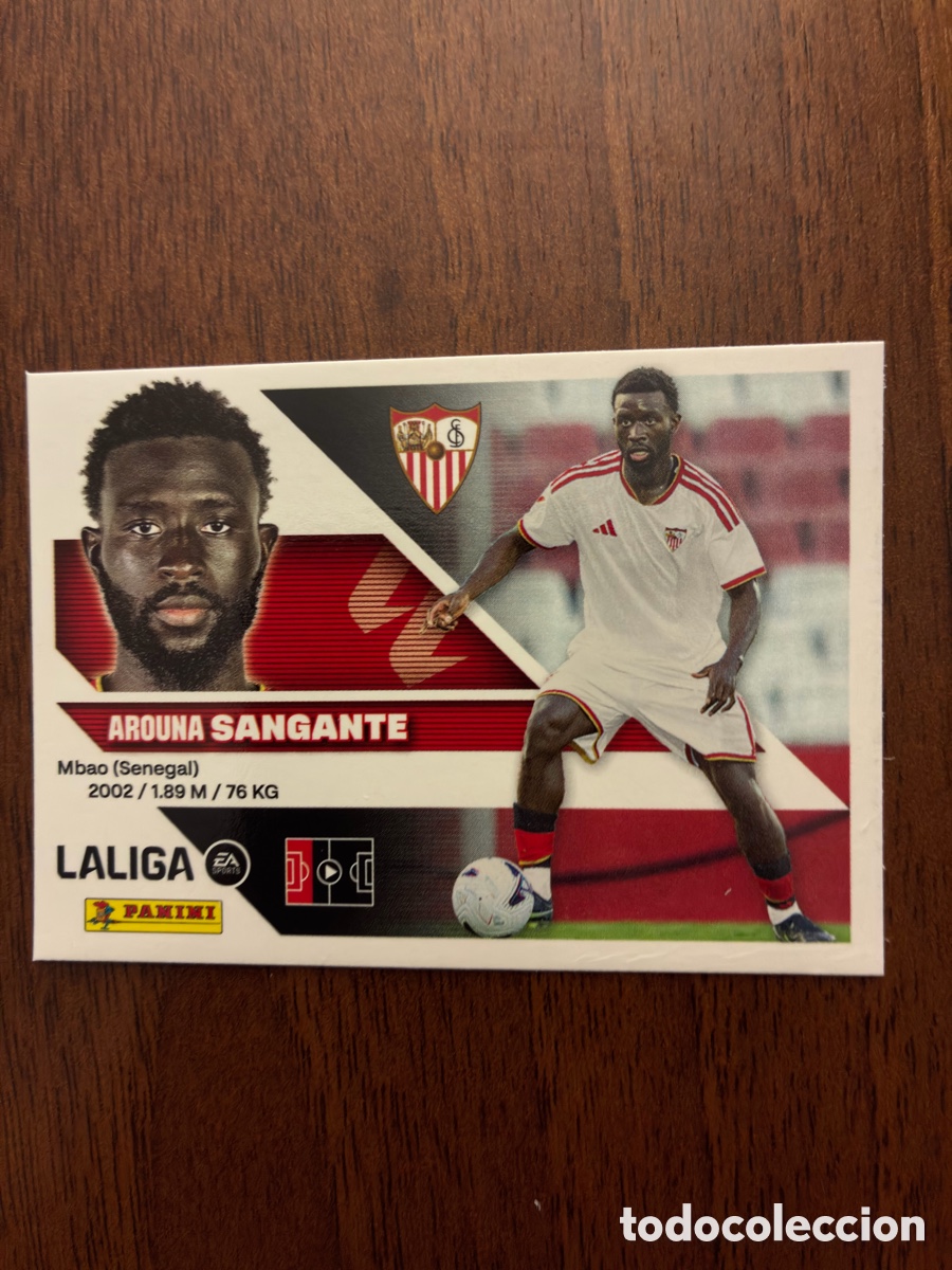 Football Stickers: Cromo N&ordm; 17 UF Arouna Sangante (&Uacute;ltimos Fichajes) - Sevilla FC - Este Panini Liga 26-27 - Impecable