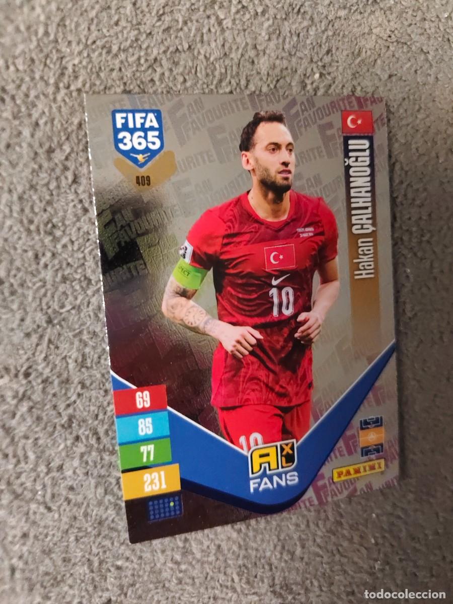 Cromos de f&uacute;tbol: 409 365 ADRENALYN 26 27 HAKAN &Ccedil;ALHANOĞLU TURQU&Iacute;A FAN FAVOURITE 2026 2027 FIFA PANINI AAV