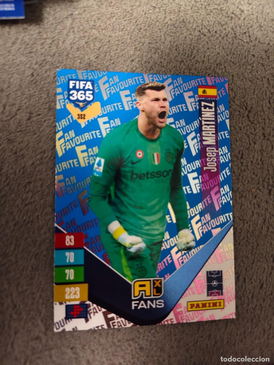 Cartes &agrave; collectionner de Football: 352 PARALELA AZUL 365 ADRENALYN 26 27 MART&Iacute;NEZ INTER MILAN FAN FAVOURITE 2026 2027 FIFA PANINI AAV