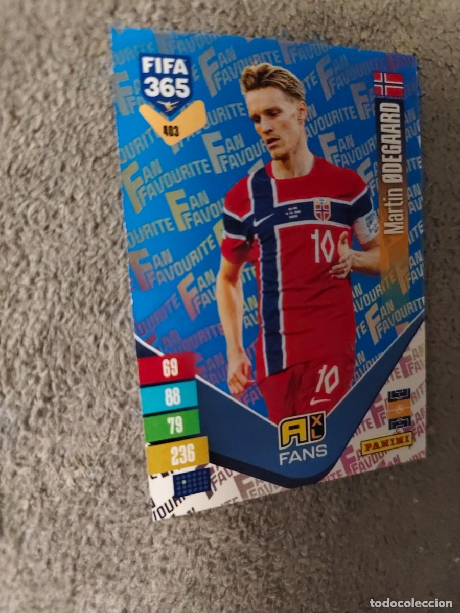 Cromos de f&uacute;tbol: 403 PARALELA AZUL 365 ADRENALYN 26 27 &Oslash;DEGAARD NORUEGA FAN FAVOURITE 2026 2027 FIFA PANINI AAV