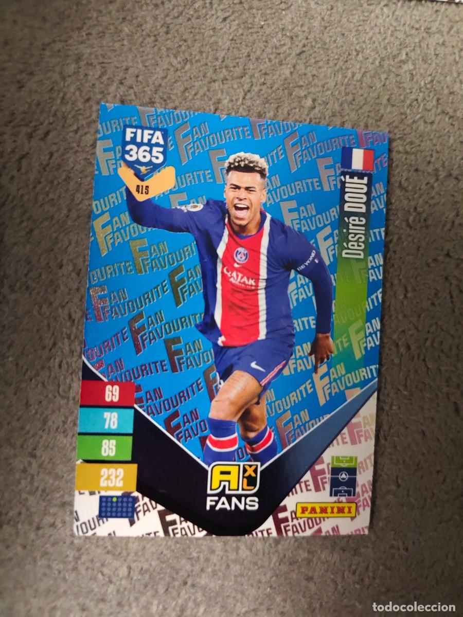Cromos de f&uacute;tbol: 415 PARALELA AZUL 365 ADRENALYN 26 27 D&Eacute;SIR&Eacute; DOU&Eacute; PARIS PSG FAN FAVOURITE 2026 2027 FIFA PANINI AAV