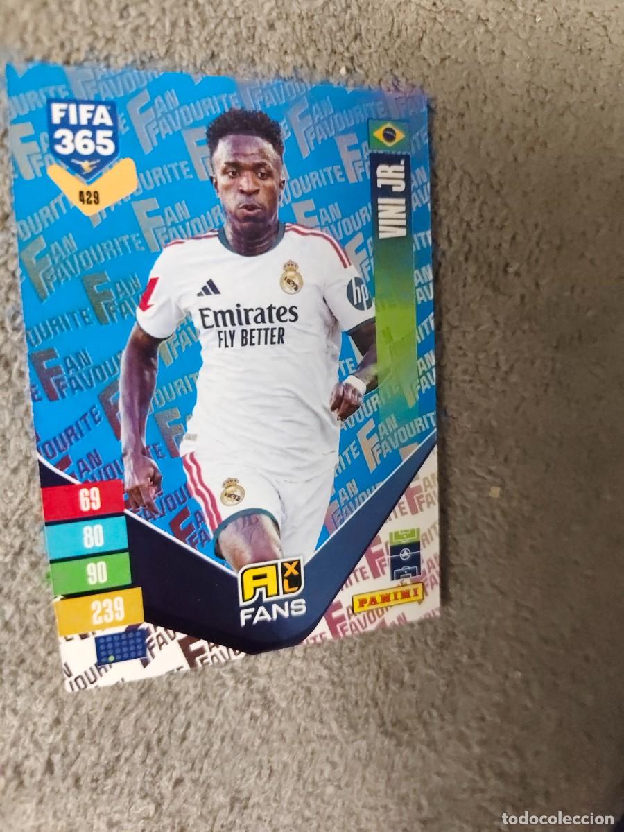Cromos de Futebol: 429 PARALELA AZUL 365 ADRENALYN 26 27 VINI JR. REAL MADRID FAN FAVOURITE 2026 2027 FIFA PANINI AAV
