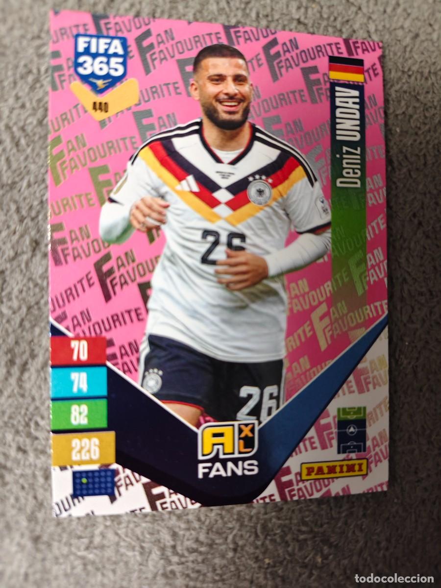 Fu&szlig;ball-Sticker: 440 PARALELA ROSA 365 ADRENALYN 26 27 DENIZ UNDAV ALEMANIA FAN FAVOURITE 2026 2027 FIFA PANINI AAV