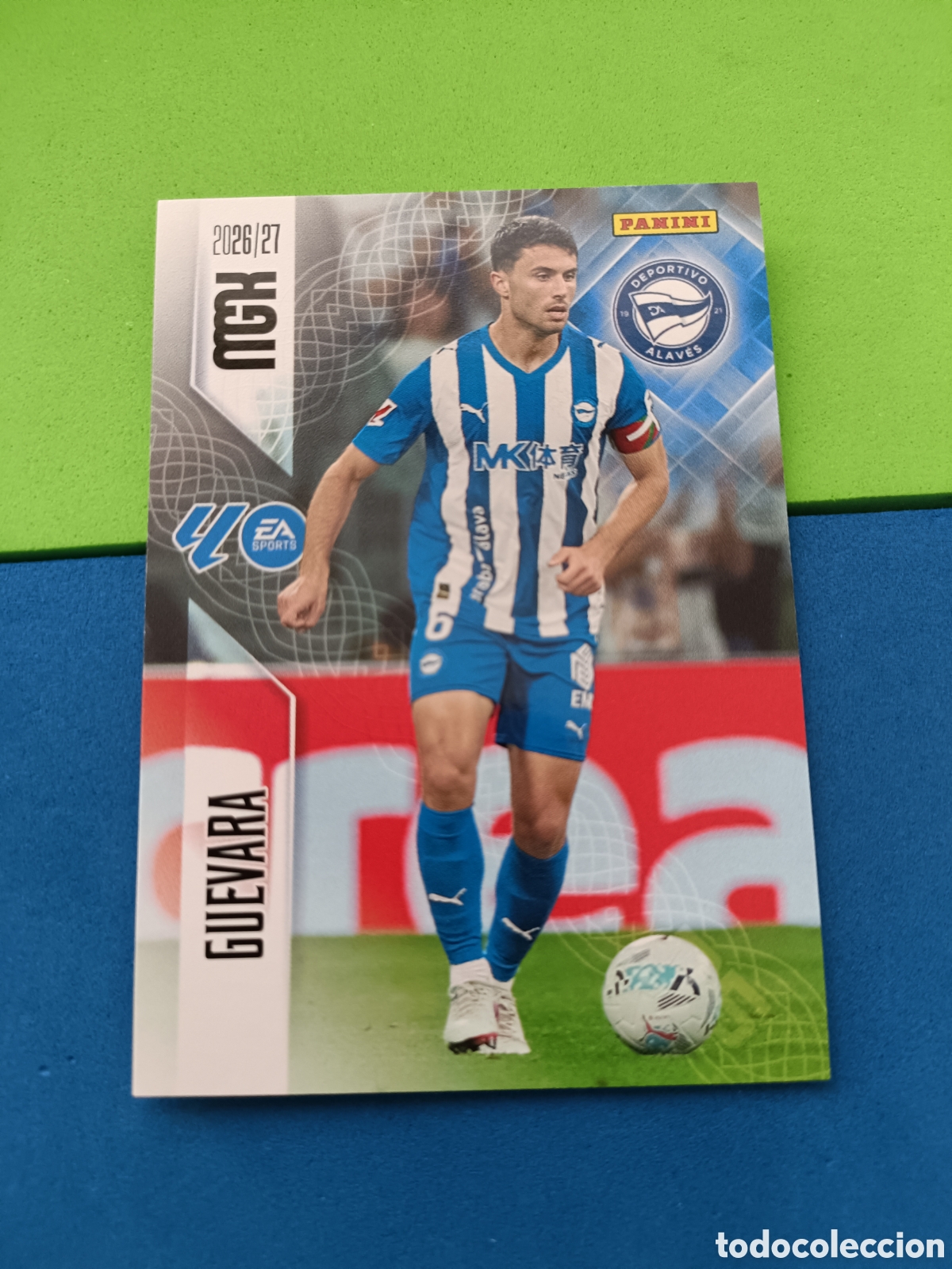 Fu&szlig;ball-Sticker: PANINI 2026 2027 MGK MEGACRACKS 25 Aniversario - Alav&eacute;s 29 Guevara