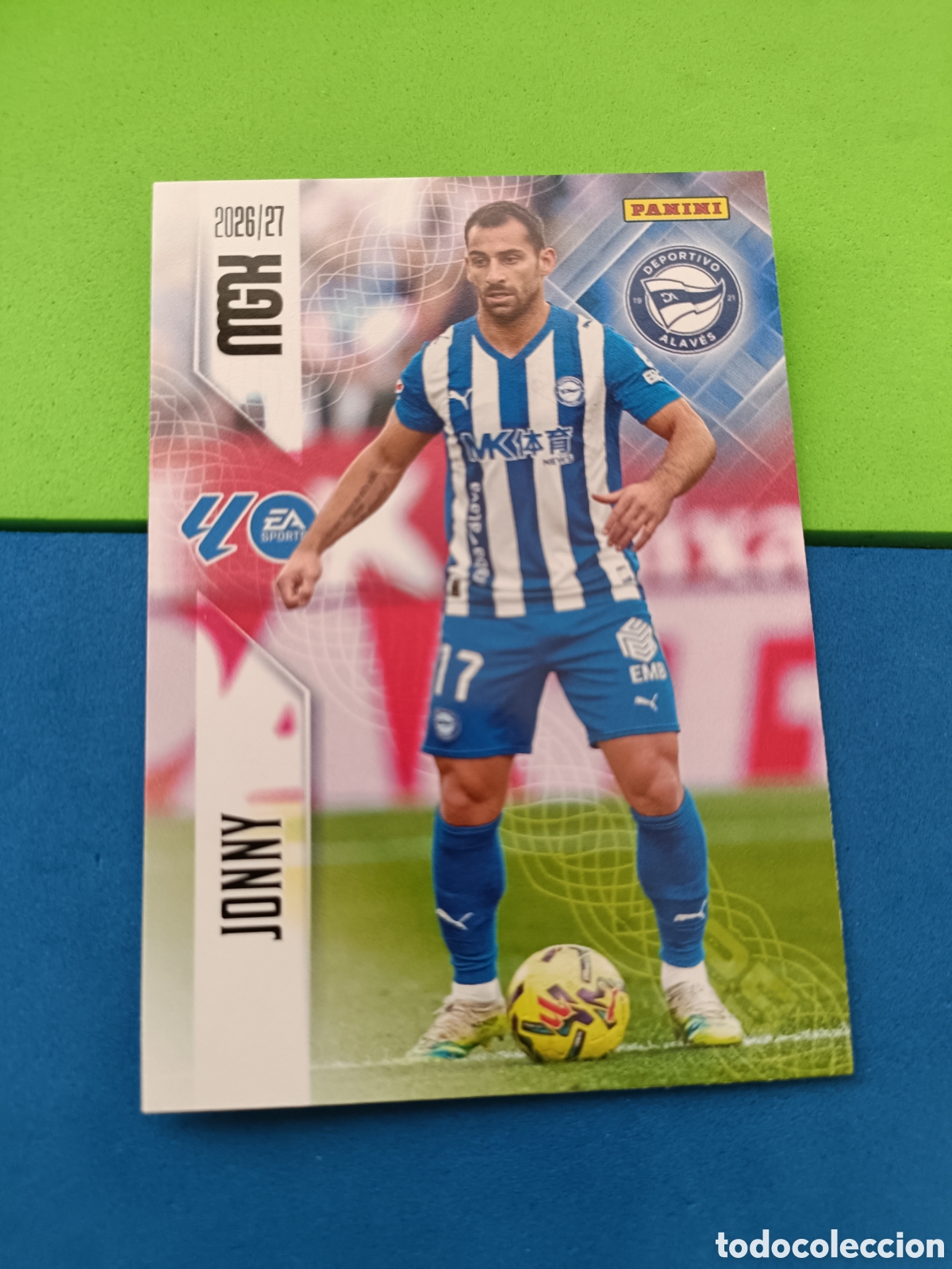Cromos de f&uacute;tbol: PANINI 2026 2027 MGK MEGACRACKS 25 Aniversario - Alav&eacute;s 22 Jonny