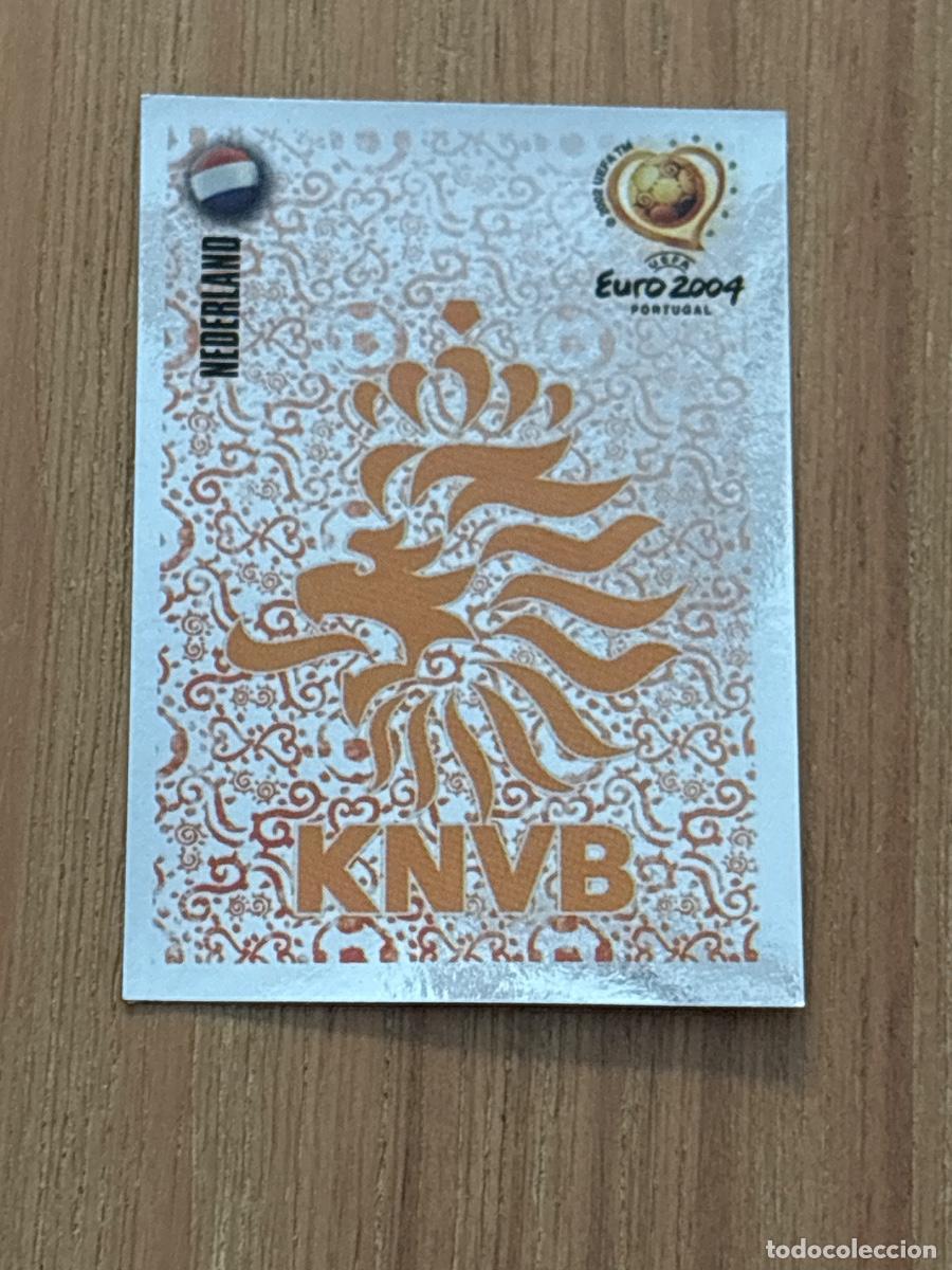 Cromos de Futebol: 37. CROMO ESCUDO PA&Iacute;SES BAJOS N 317 EURO 2004 PORTUGAL PANINI NUNCA PEGADO SIN PEGAR