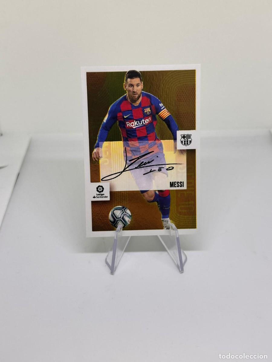 Cromos de f&uacute;tbol: Lionel Messi Firma FC Barcelona Panini Liga Este Serie 10 2020 21
