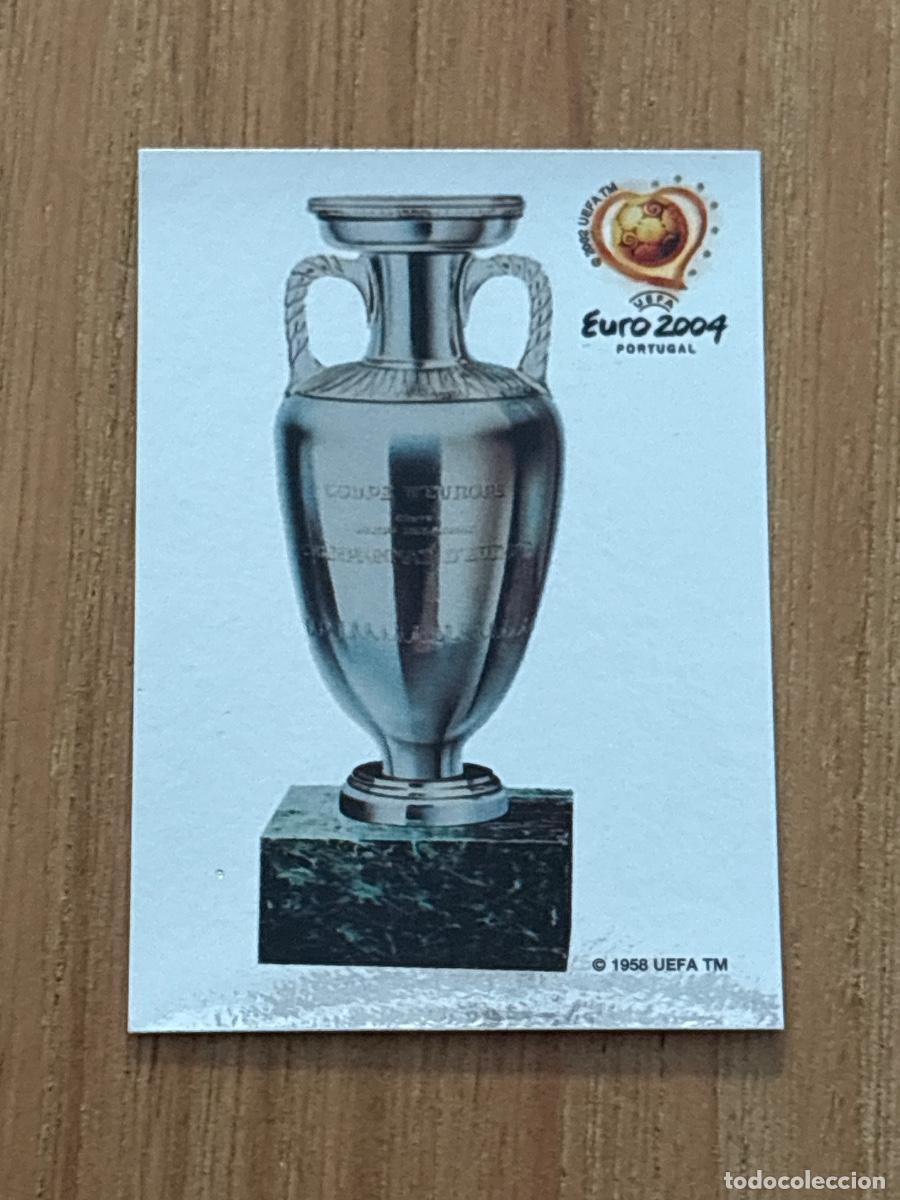 Cromos de f&uacute;tbol: 37. CROMO ESCUDO TROFEO COPA N 4 EURO 2004 PORTUGAL PANINI NUNCA PEGADO SIN PEGAR