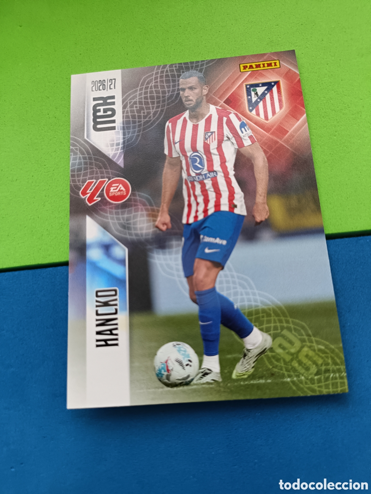Cromos de f&uacute;tbol: PANINI 2026 2027 MGK MEGACRACKS 25 Aniversario - Atl&eacute;tico Madrid 62 Hancko