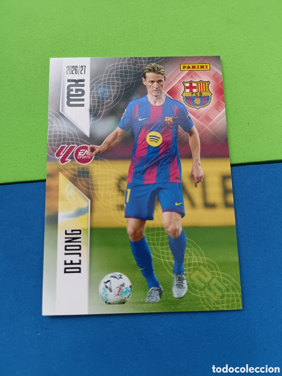 Cromos de f&uacute;tbol: PANINI 2026 2027 MGK MEGACRACKS 25 Aniversario - Barcelona 82 De Jong