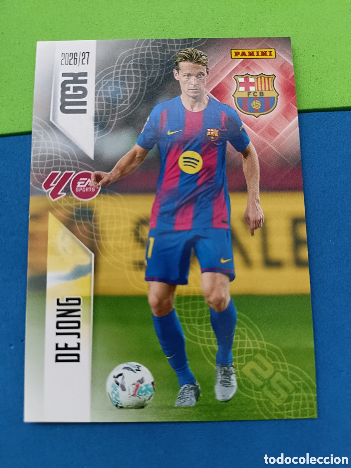 Cromos de f&uacute;tbol: PANINI 2026 2027 MGK MEGACRACKS 25 Aniversario - Barcelona 82 De Jong