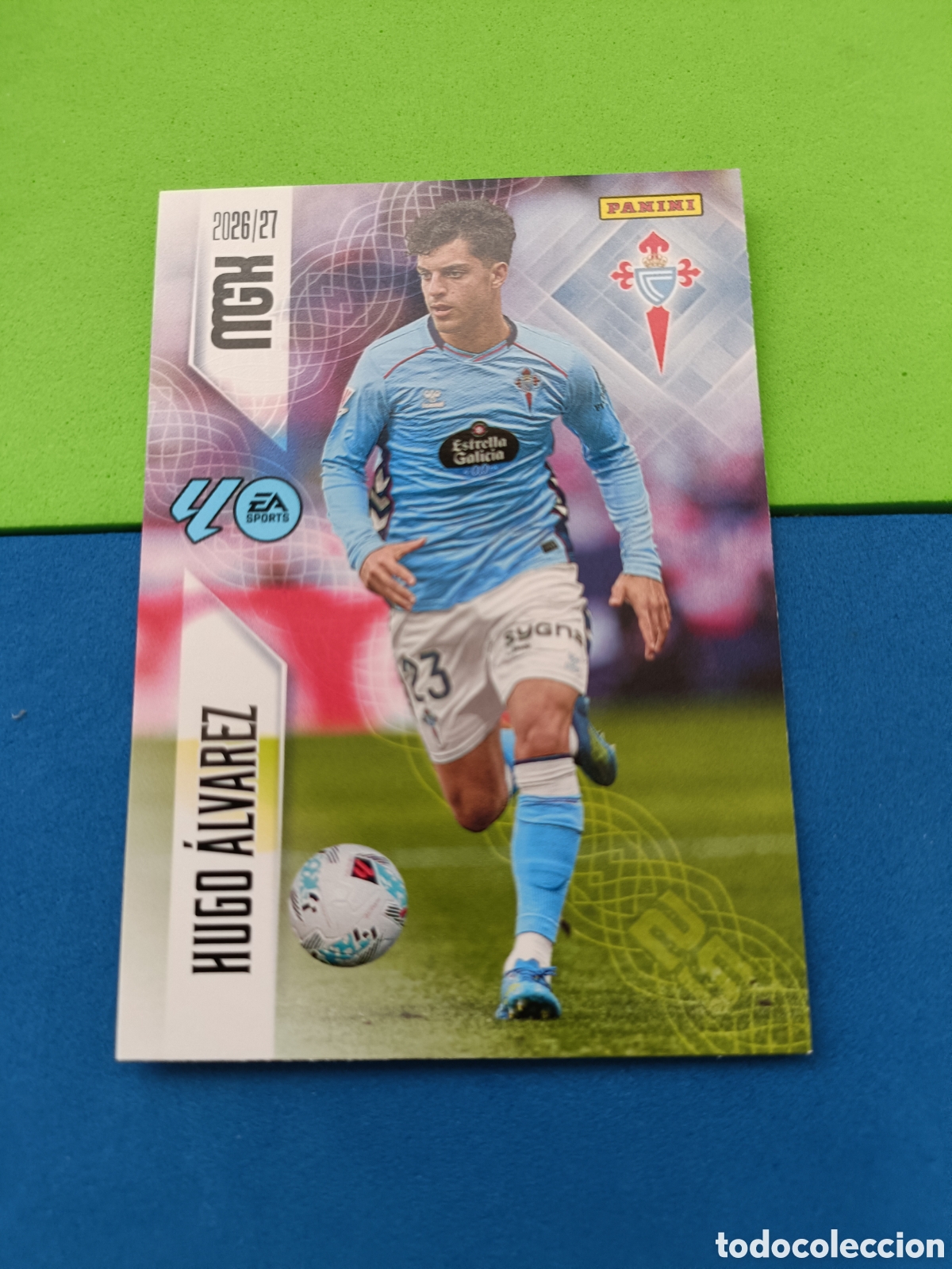 Cromos de f&uacute;tbol: PANINI 2026 2027 MGK MEGACRACKS 25 Aniversario - Celta Vigo 120 Hugo &Aacute;lvarez