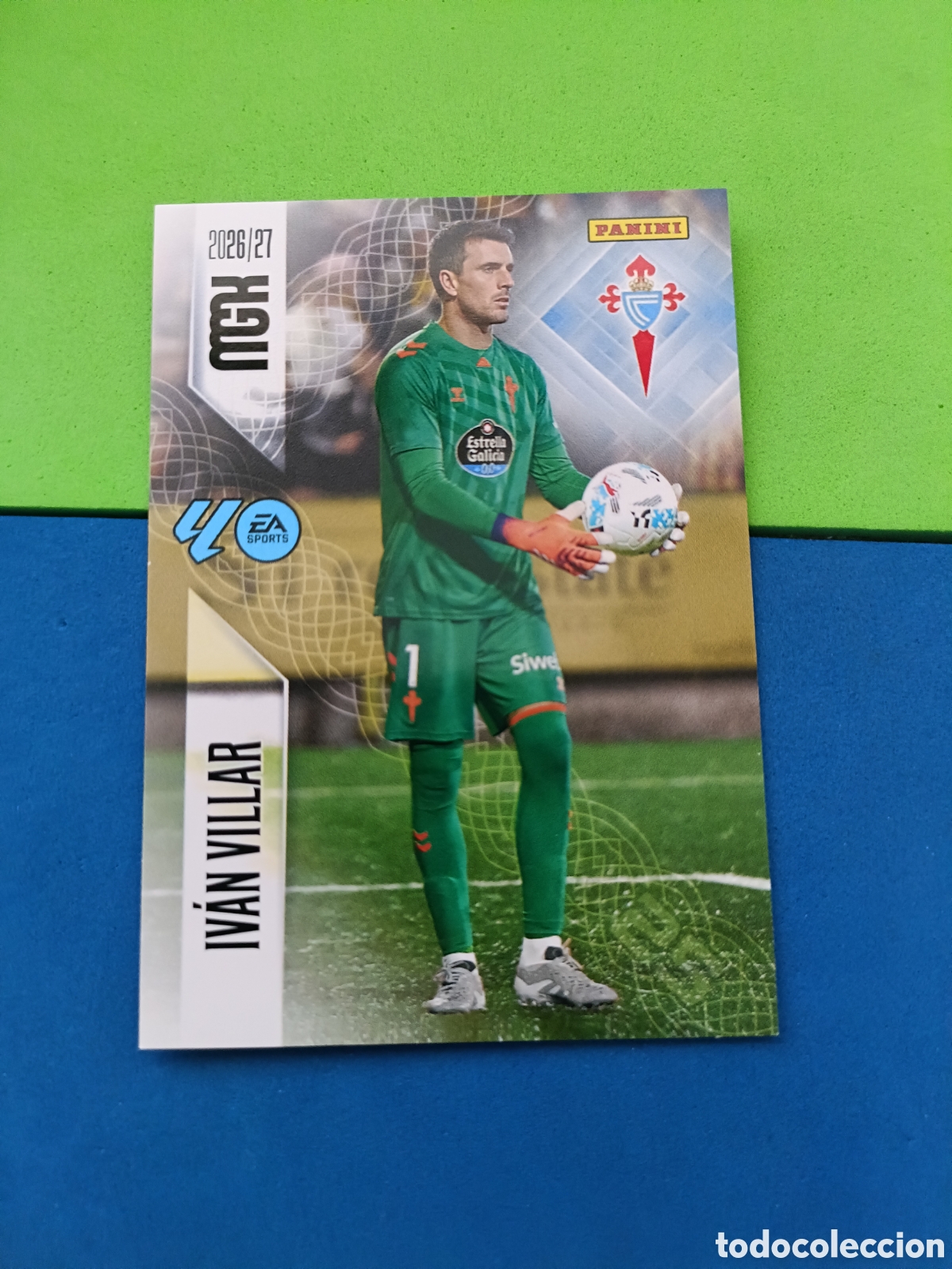 Cromos de f&uacute;tbol: PANINI 2026 2027 MGK MEGACRACKS 25 Aniversario - Celta Vigo 111 Iv&aacute;n Villar