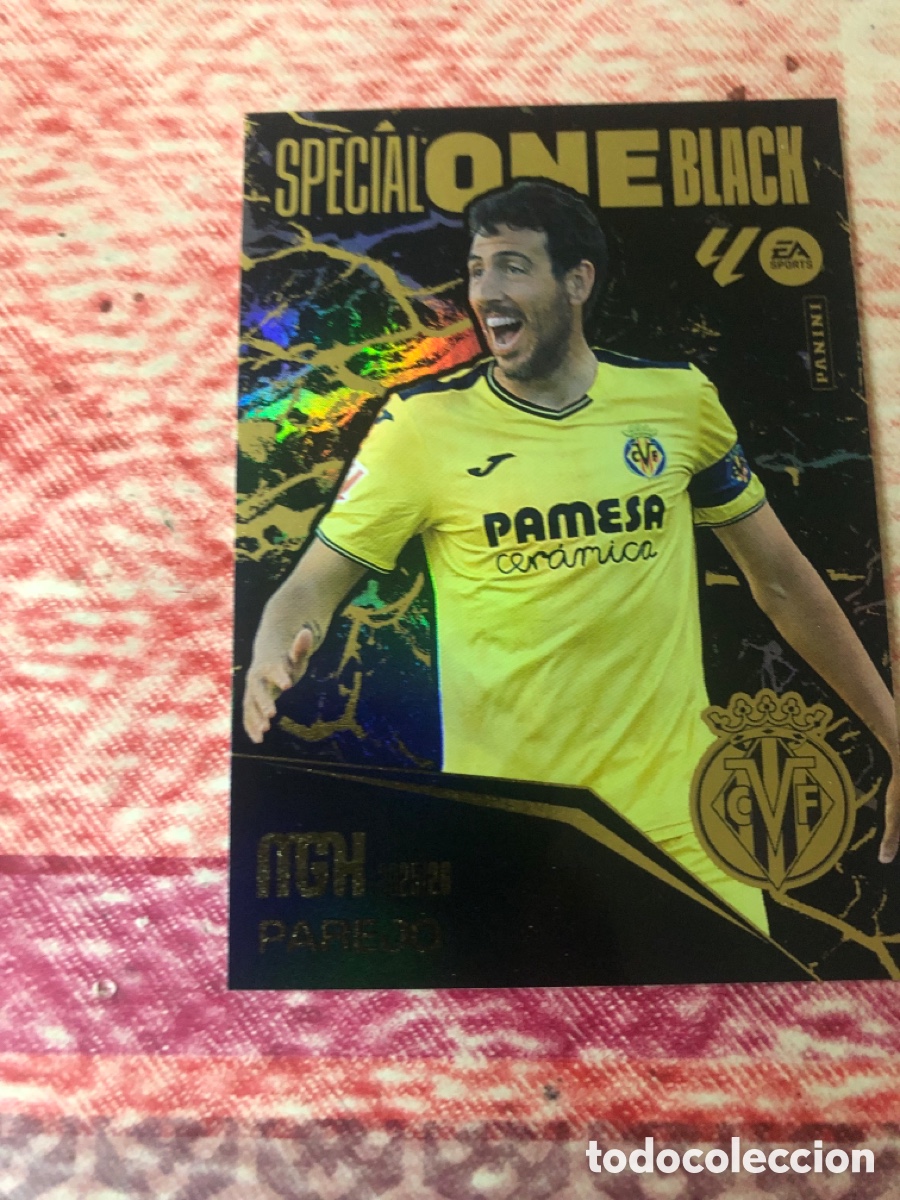 Cromos de f&uacute;tbol: Parejo Special One Black Del Villarreal megacracks 25-26 2025-2026