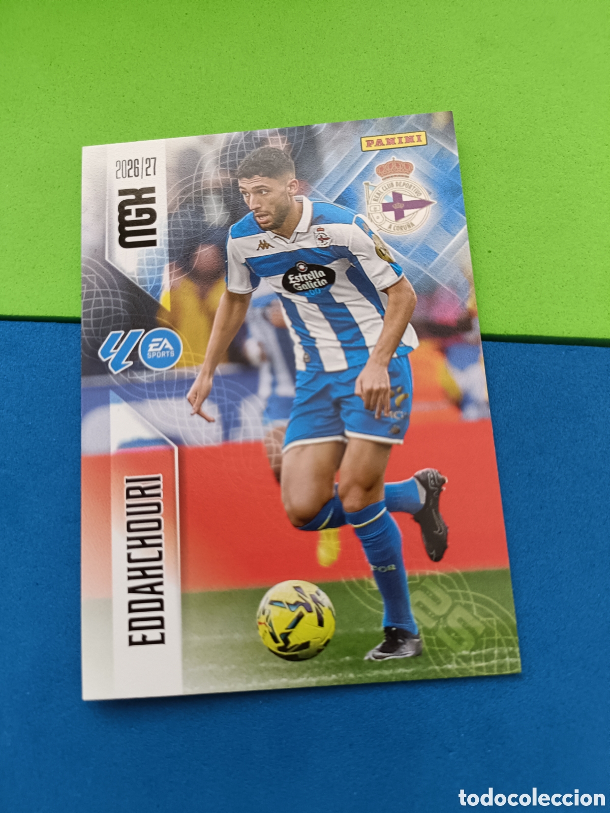 Cromos de f&uacute;tbol: PANINI 2026 2027 MGK MEGACRACKS 25 Aniversario - Deportivo Coru&ntilde;a 143 Eddahchouri