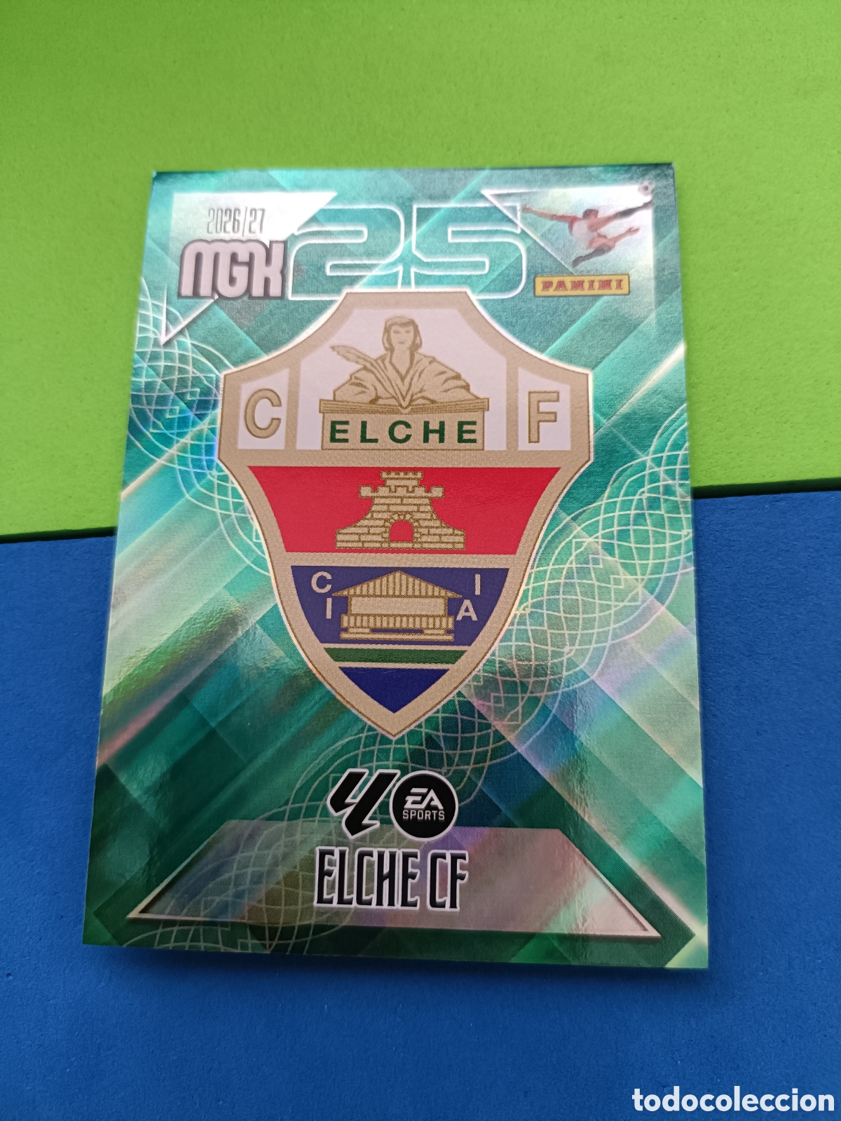 Cromos de f&uacute;tbol: PANINI 2026 2027 MGK MEGACRACKS 25 Aniversario - Elche 145 Escudo