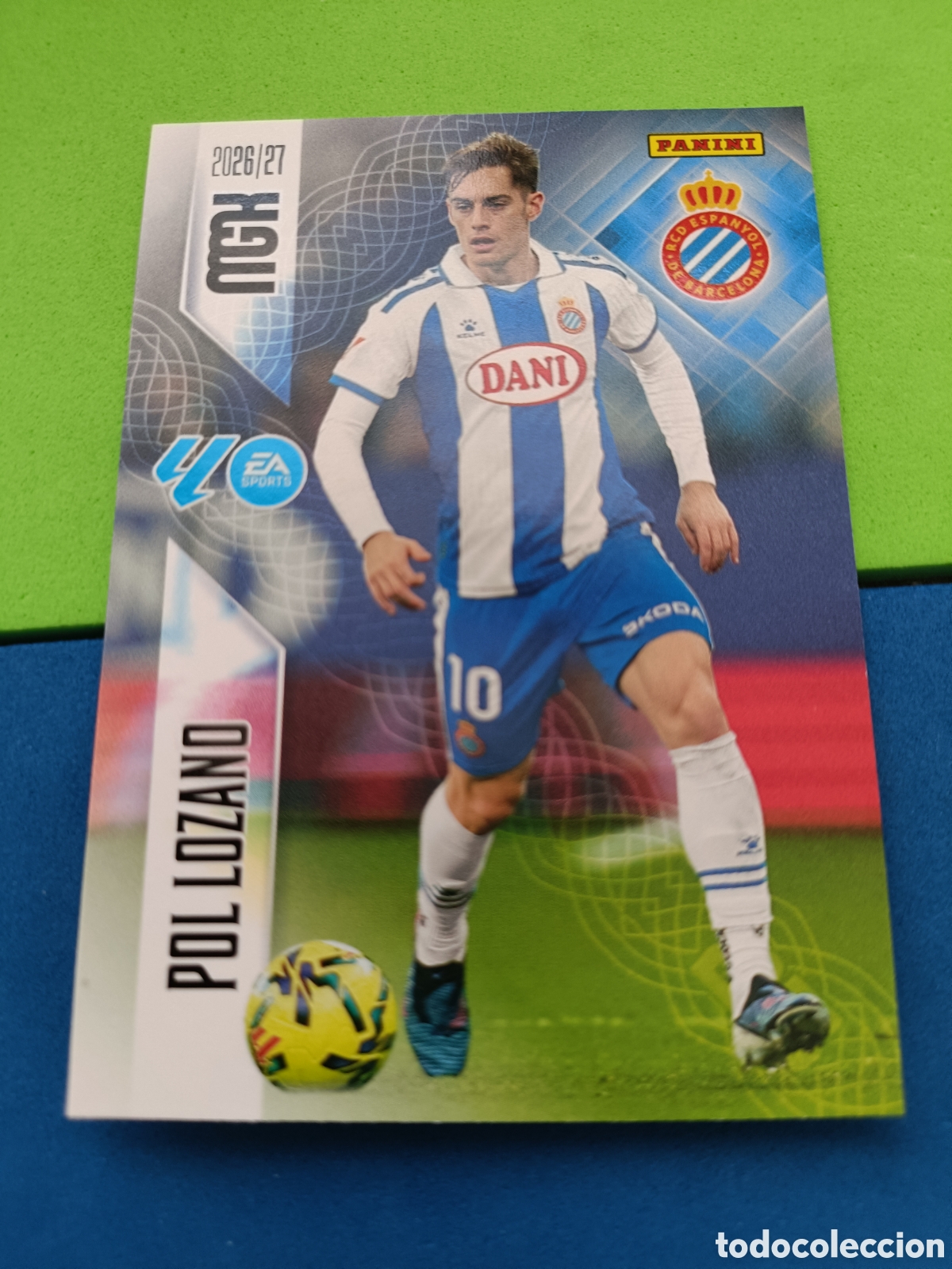 Cromos de f&uacute;tbol: PANINI 2026 2027 MGK MEGACRACKS 25 Aniversario - Espa&ntilde;ol 173 Pol Lozano