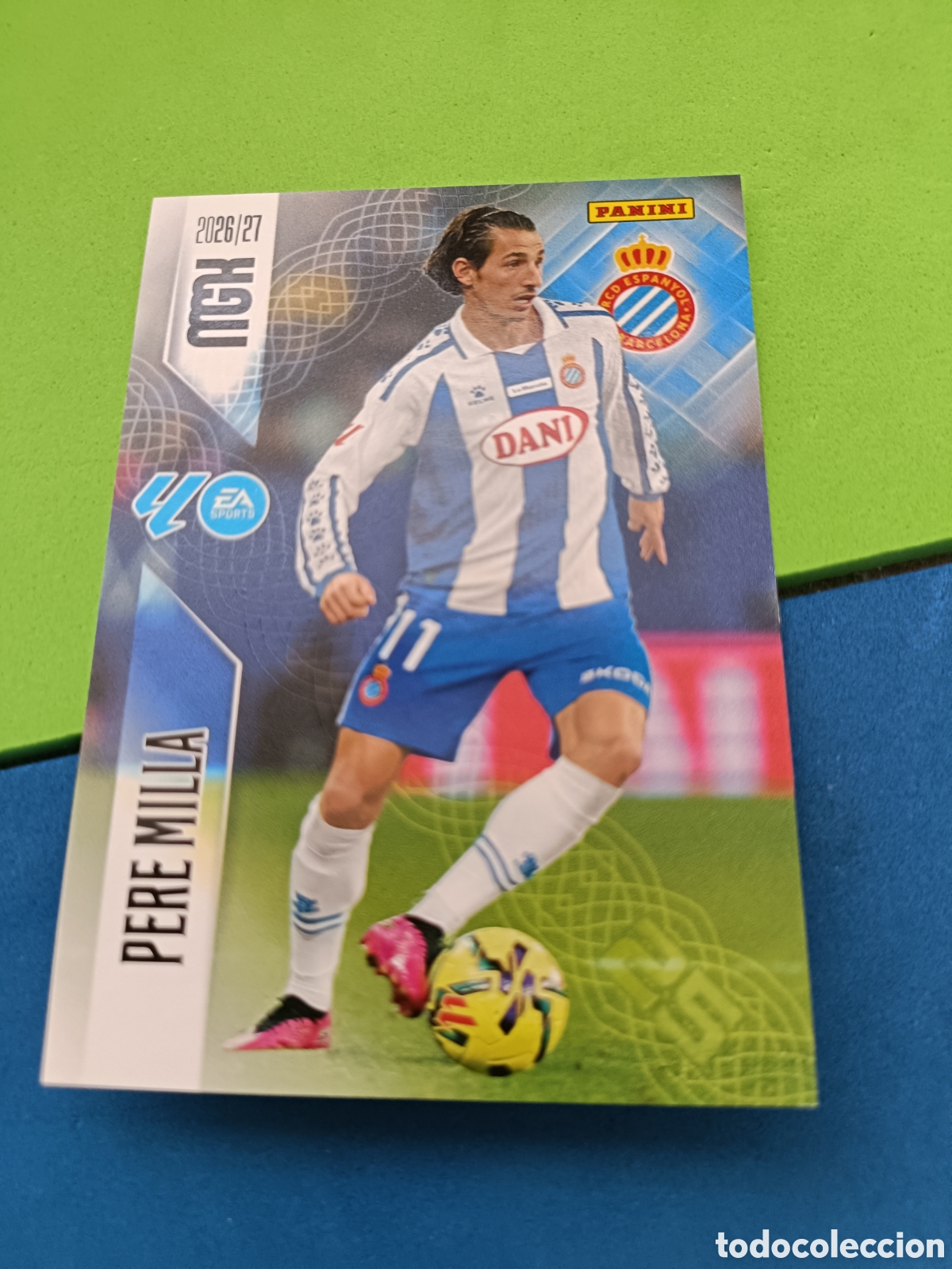Cromos de f&uacute;tbol: PANINI 2026 2027 MGK MEGACRACKS 25 Aniversario - Espa&ntilde;ol 180 Pere Milla