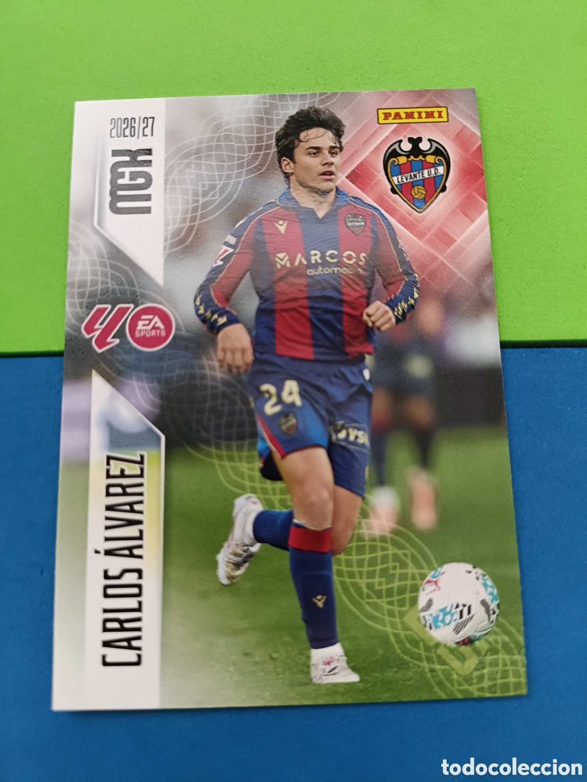 Cromos de f&uacute;tbol: PANINI 2026 2027 MGK MEGACRACKS 25 Aniversario - Levante 211 Carlos &Aacute;lvarez