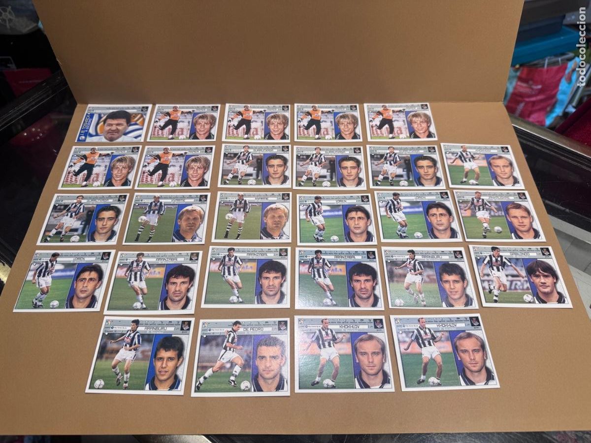 Football Stickers: REAL SOCIEDAD LOTE DE CROMOS F&Uacute;TBOL LIGA 2001-2002 EDIC. ESTE -NUNCA PEGADOS / COMPRA MIN&Iacute;MA 5 &euro;