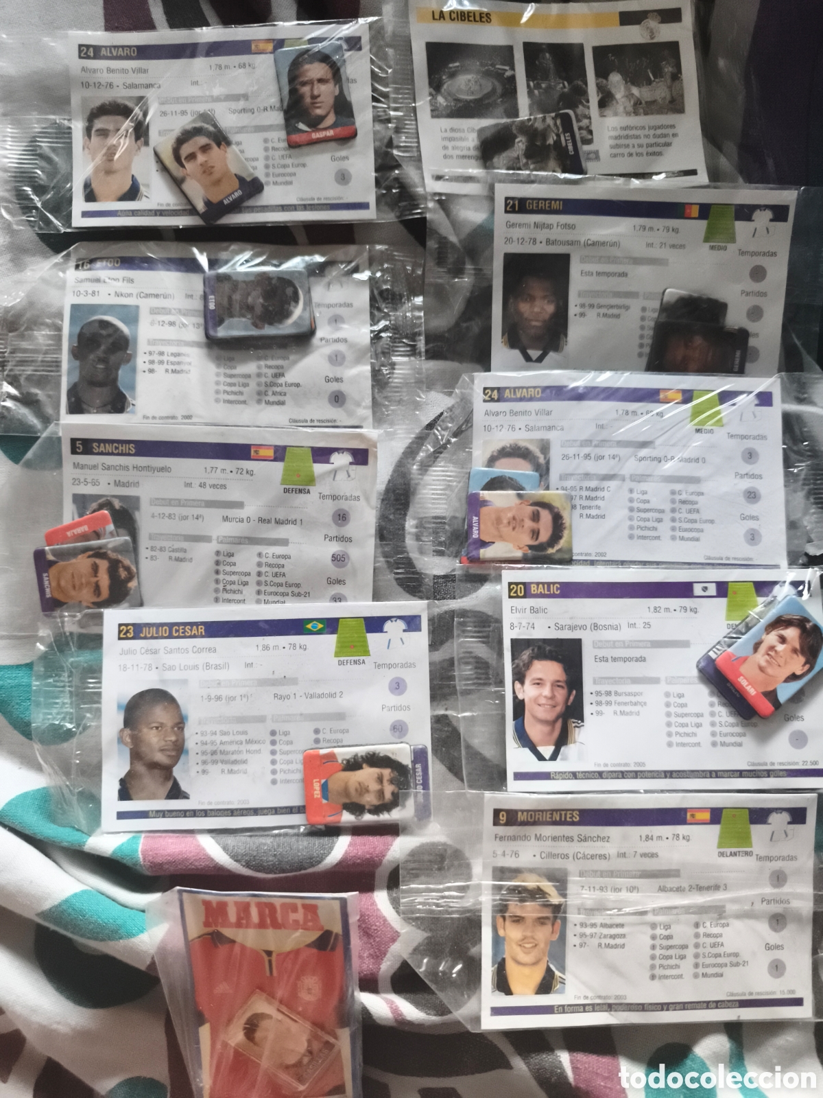 Cromos de f&uacute;tbol: FICHAS Y CARAS DE JUGADORES MARCA SIN ABRIR MAS PIN CASILLAS EUROCOPA 2000