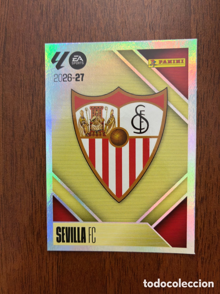 Cromos de f&uacute;tbol: Cromo N&ordm; 1 Escudo Sevilla FC (Metalizado / Hologr&aacute;fico) - Colecci&oacute;n Este Panini Liga 2026-27