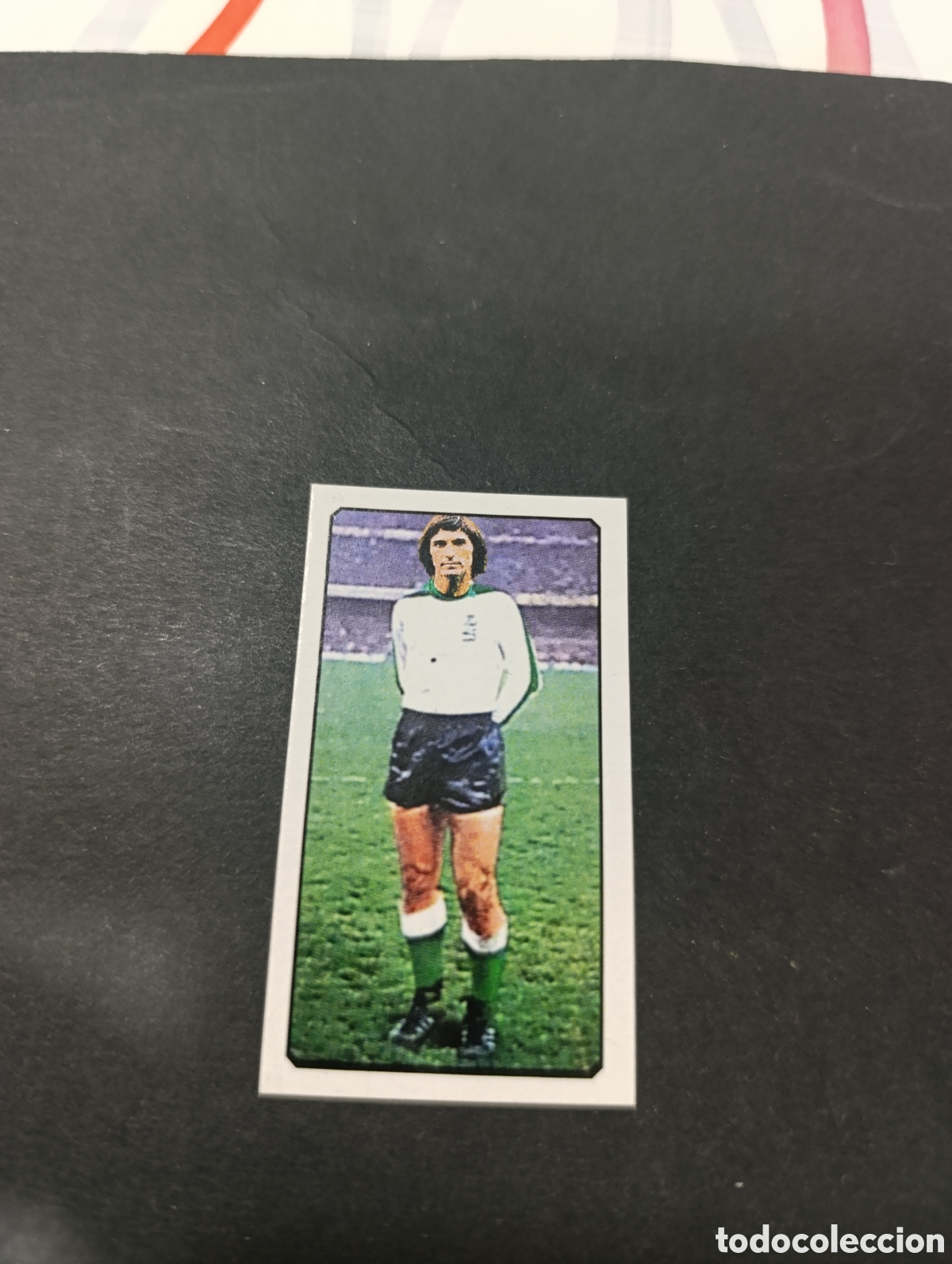 Football Stickers: Cromo Rojo II Racing de Santander Liga Este 77 78, ampliaci&oacute;n de la colecci&oacute;n.