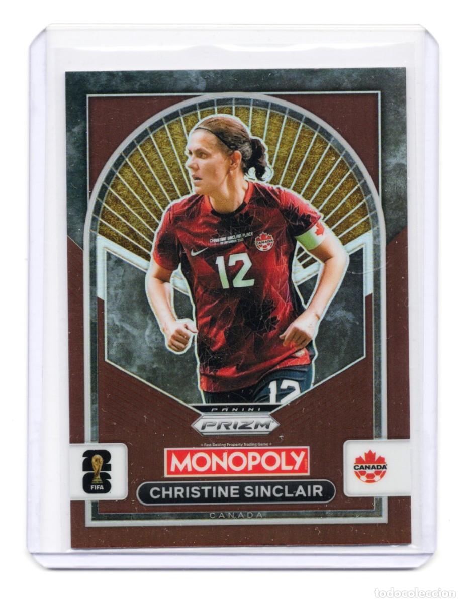 Fu&szlig;ball-Sticker: Christine Sinclair Panini Monopoly Prizm World Cup 2026 Marron Numerada 225 /299