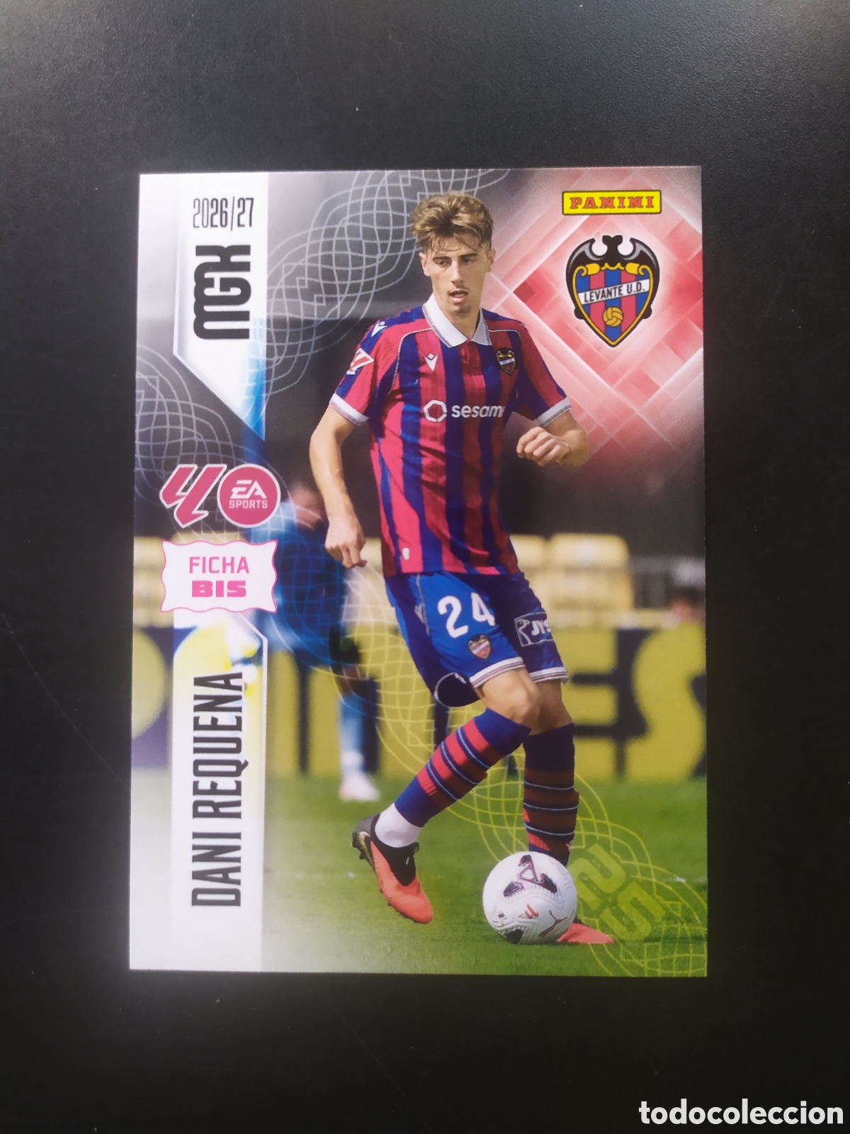 Cromos de f&uacute;tbol: Megacracks 2026 2027 26 27 panini Dani Requena n&deg; 208 bis Levante