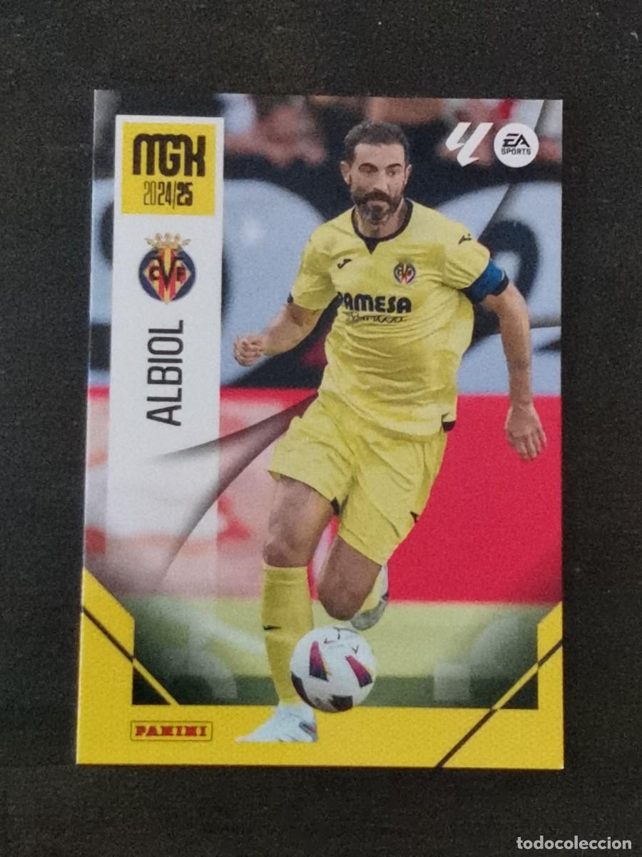 Cartes &agrave; collectionner de Football: Panini Megacracks 2024/25 #367 Albiol Villarreal CF