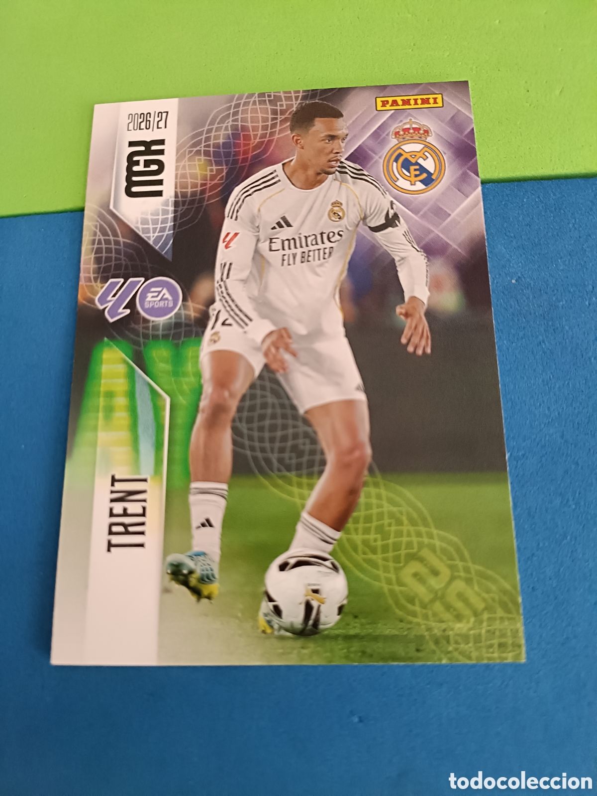 Cromos de f&uacute;tbol: PANINI 2026 2027 MGK MEGACRACKS 25 Aniversario - Real Madrid 220 Trent Alexander Arnold
