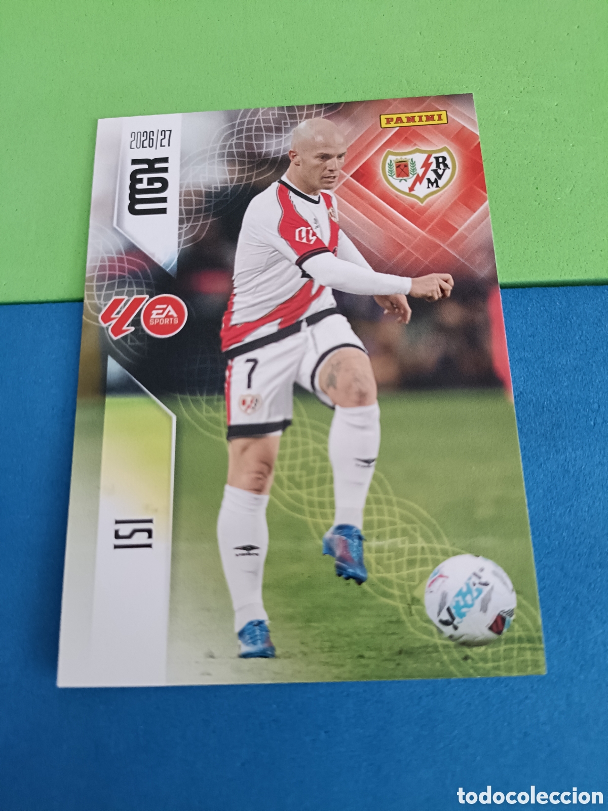 Cromos de f&uacute;tbol: PANINI 2026 2027 MGK MEGACRACKS 25 Aniversario - Rayo Vallecano 302 Isi