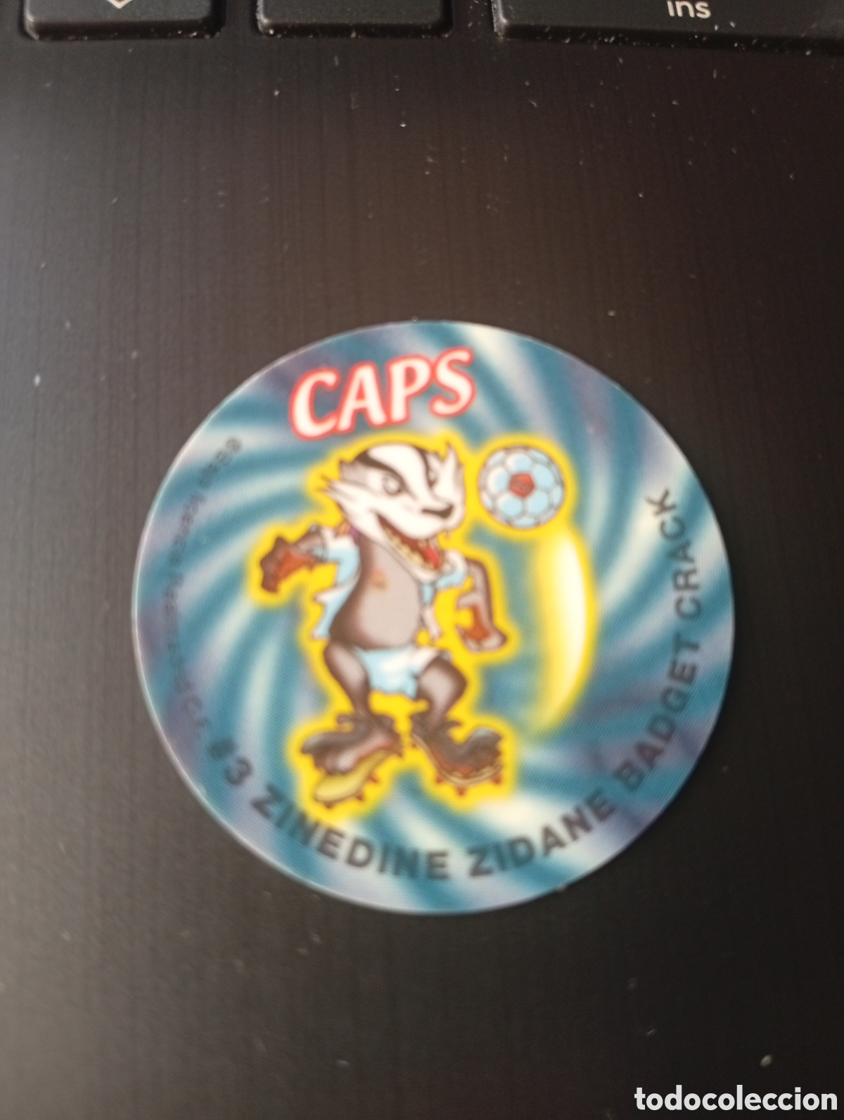 Cromos de f&uacute;tbol: COLECCI&Oacute;N TAZOS AS REAL MADRID CLUB DE F&Uacute;TBOL CAPS TAZO POGS N&ordm; 63 #3 ZINEDINE ZIDANE BADGET CRACK