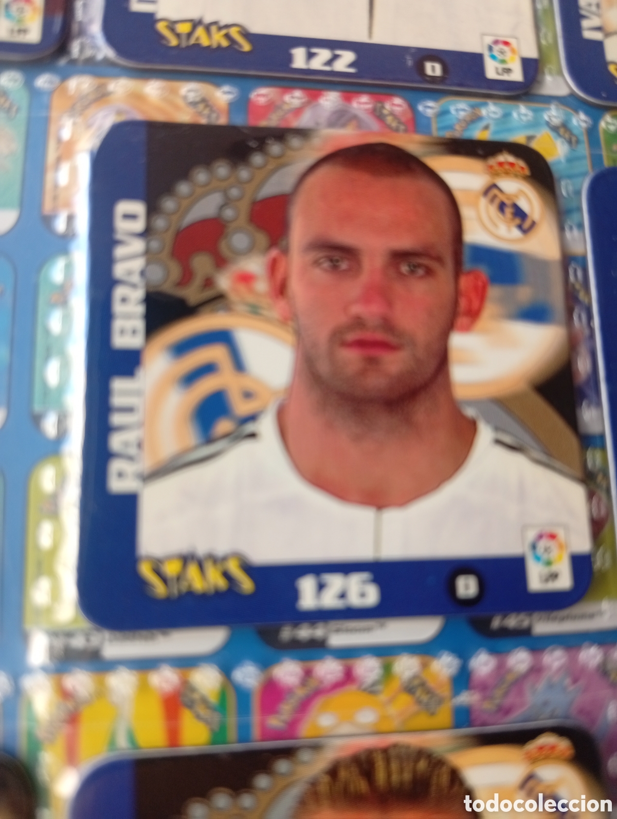 Cromos de f&uacute;tbol: STAK n&ordm; 126 RAUL BRAVO Real Madrid STAKS LIGA 2003-2004 de Panini. Buen estado.
