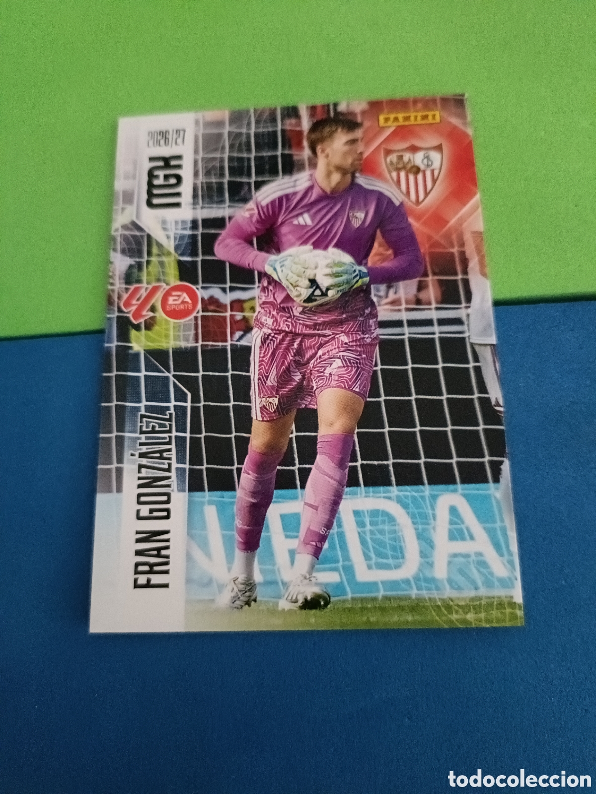 Cromos de f&uacute;tbol: PANINI 2026 2027 MGK MEGACRACKS 25 Aniversario - Sevilla 327 Fran Gonz&aacute;lez