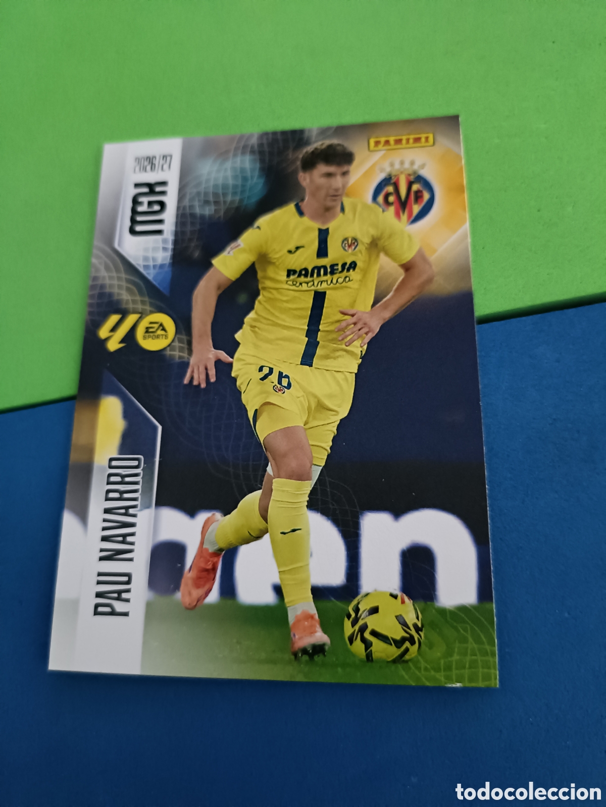 Cromos de f&uacute;tbol: PANINI 2026 2027 MGK MEGACRACKS 25 Aniversario - Villarreal 365 Pau Navarro