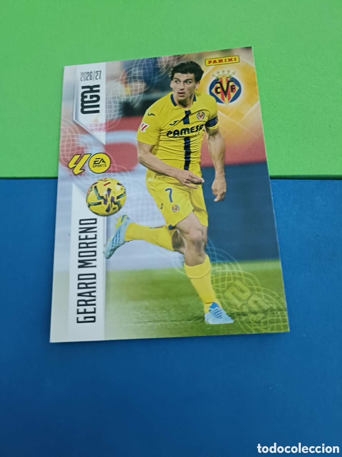 Cromos de f&uacute;tbol: PANINI 2026 2027 MGK MEGACRACKS 25 Aniversario - Villarreal 378 Gerard Moreno