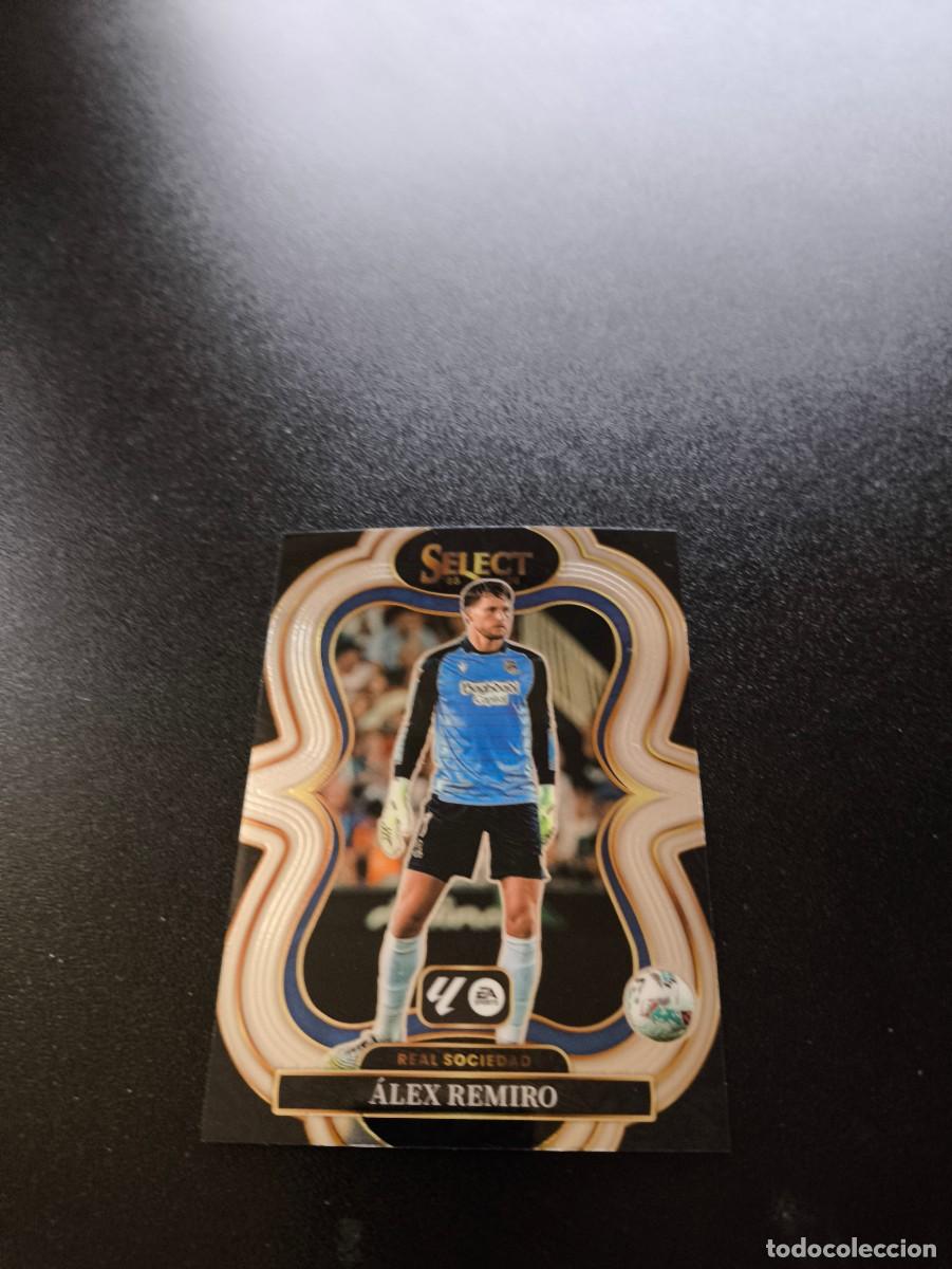 Football Stickers: 166 Alex Remiro REAL SOCIEDAD MEZZANINE PANINI SELECT LA LIGA 25 26 2025 2026 NO ESTE MGK