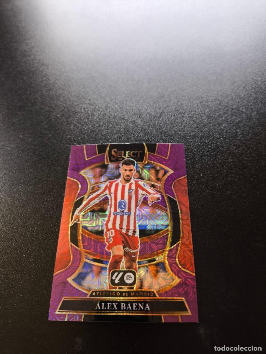 Fu&szlig;ball-Sticker: 11 Alex Baena ATLETICO MADRID PURPLE MOJO TERRACE PANINI SELECT LA LIGA 25 26 2025 2026 NO ESTE MGK
