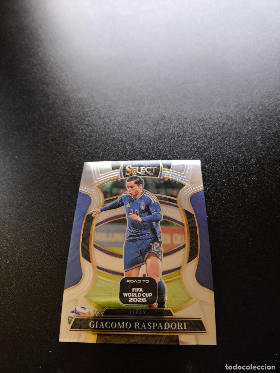 Cromos de f&uacute;tbol: 30 Giacomo Raspadori ITALIA TERRACE PANINI SELECT ROAD TO FIFA WORLD CUP MUNDIAL 2026 NO LIGA ESTE