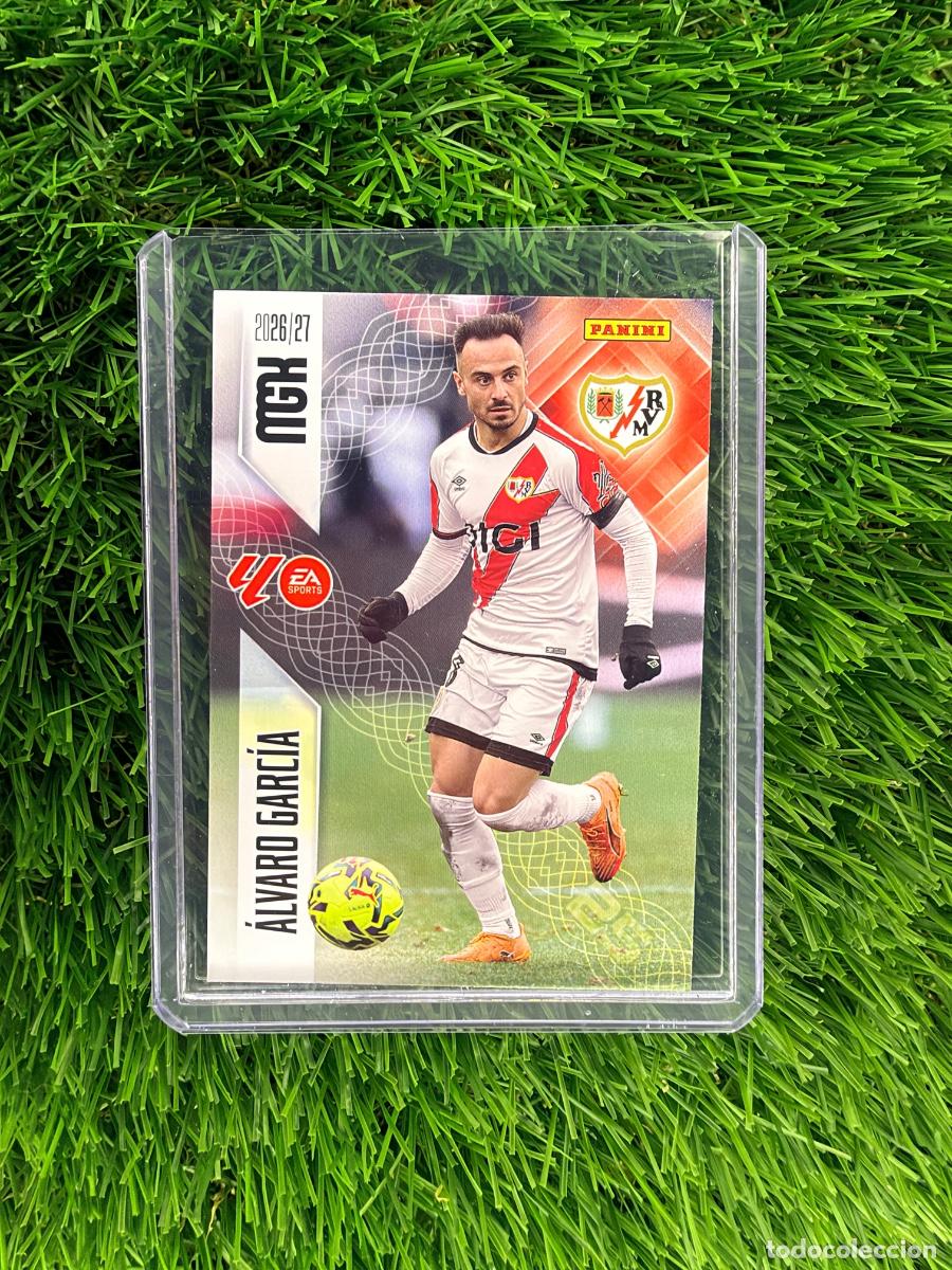 Cromos de f&uacute;tbol: N&ordm; 303 &Aacute;lvaro Garc&iacute;a Rayo Vallecano Megacracks 26 27