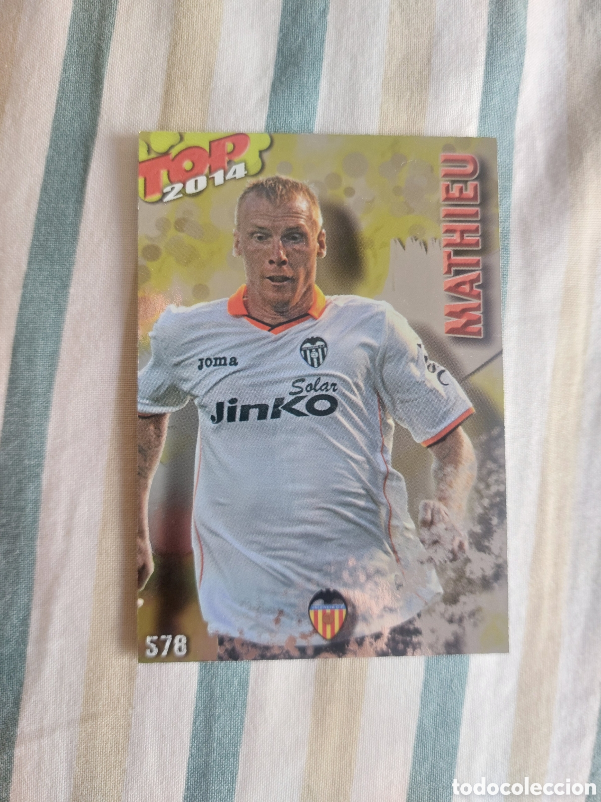 Cromos de f&uacute;tbol: 578 MATHIEU (VALENCIA) - TOP BRILLO DORADO LISO - MUNDICROMO 2013 2014 13 14