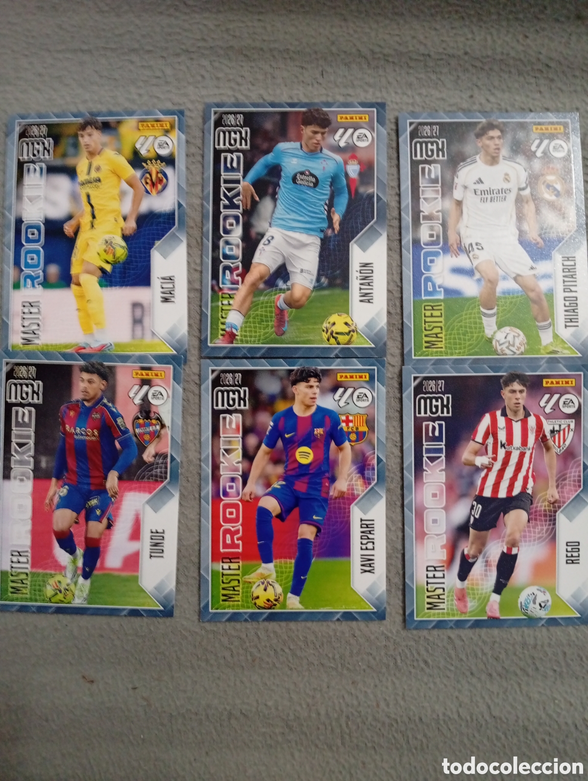 Cromos de f&uacute;tbol: Seis rookie Mgk 26 27