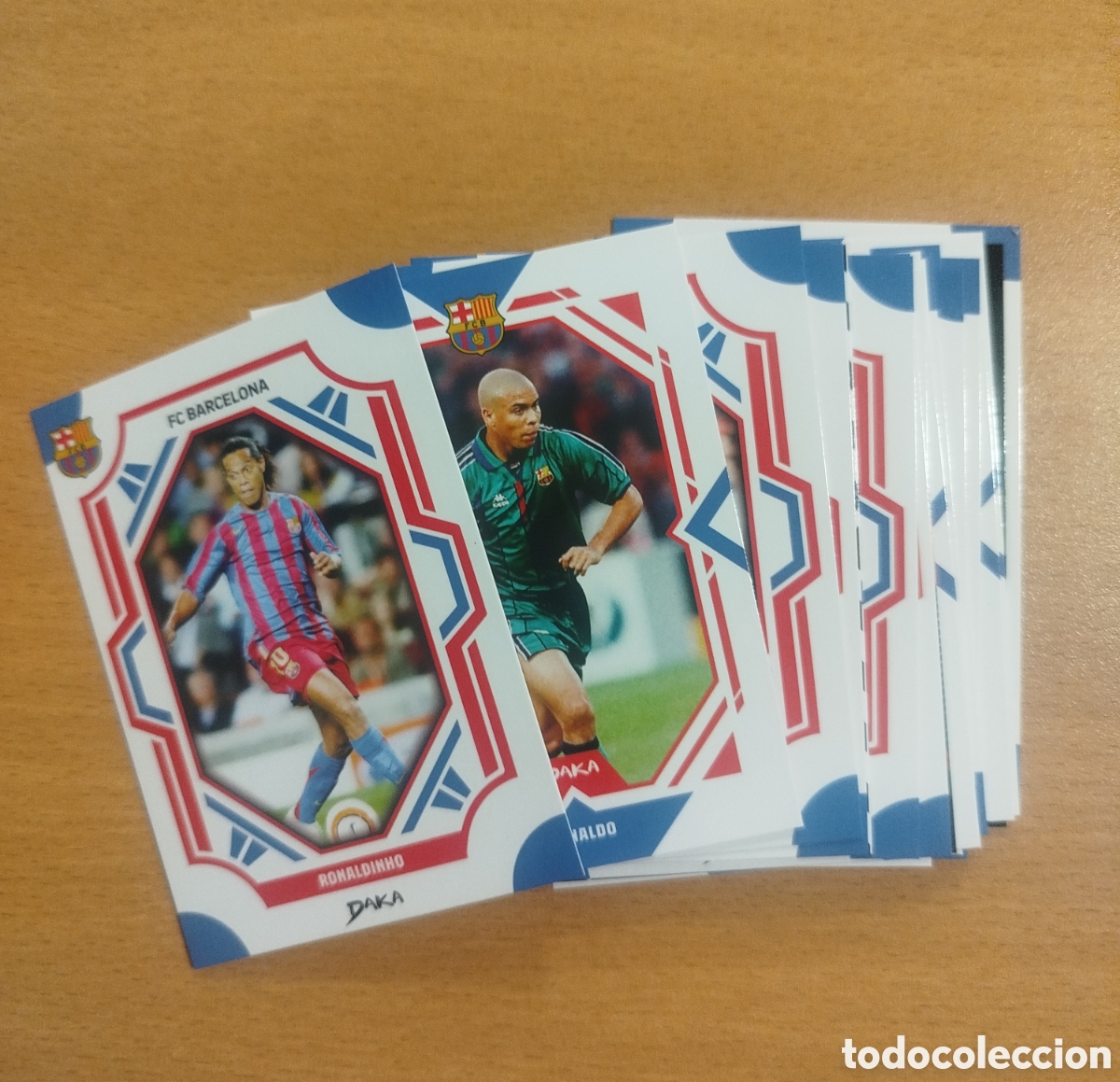 Fu&szlig;ball-Sticker: LOTE 20 TRADING CARDS FC BARCELONA BAR&Ccedil;A TOP AUDIENCE 2025 CROMOS RONALDO NAZARIO RONALDINHO