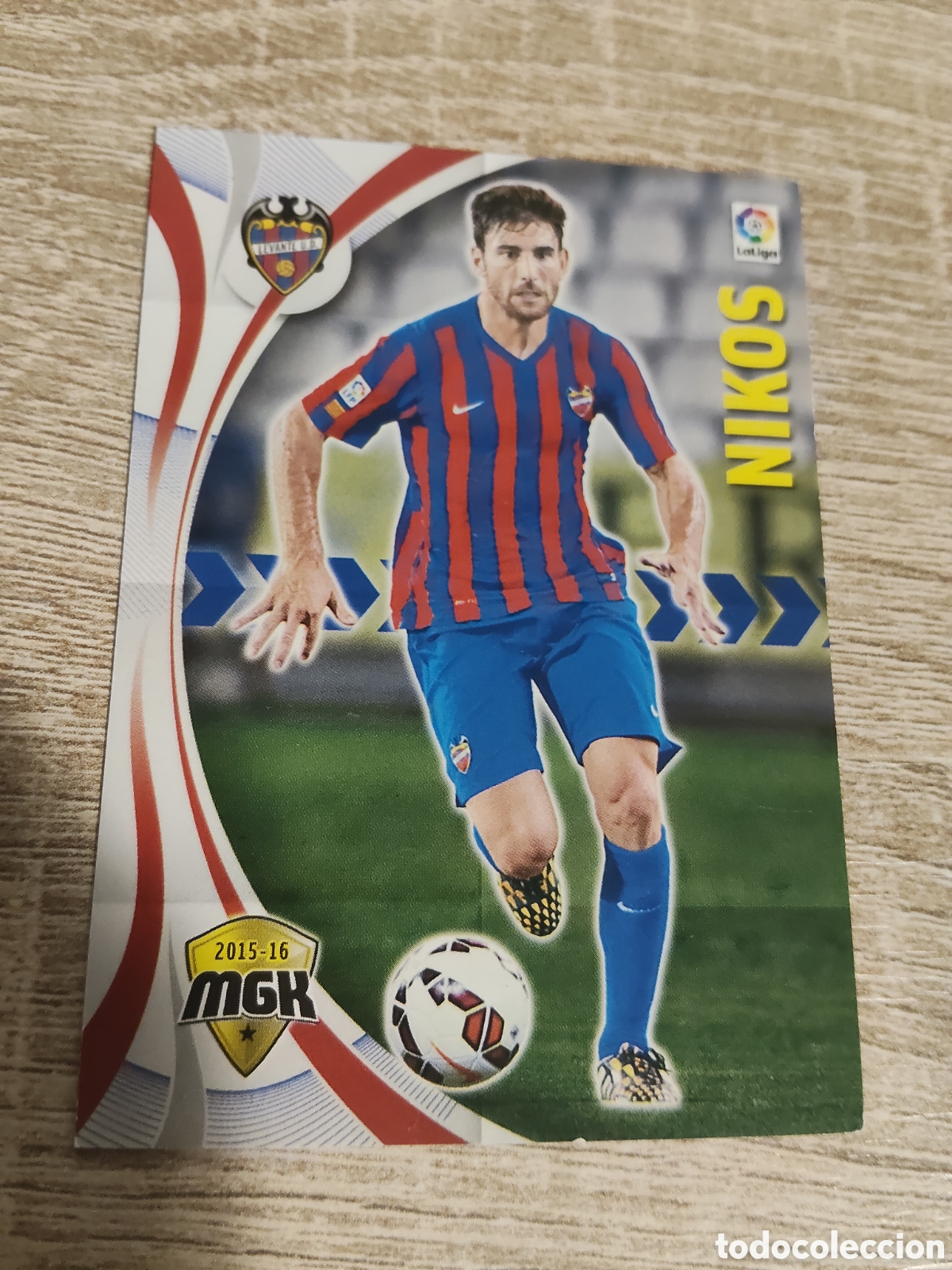 Football Stickers: Panini Megacracks 2015 2016 15 16 307 Nikos Levante