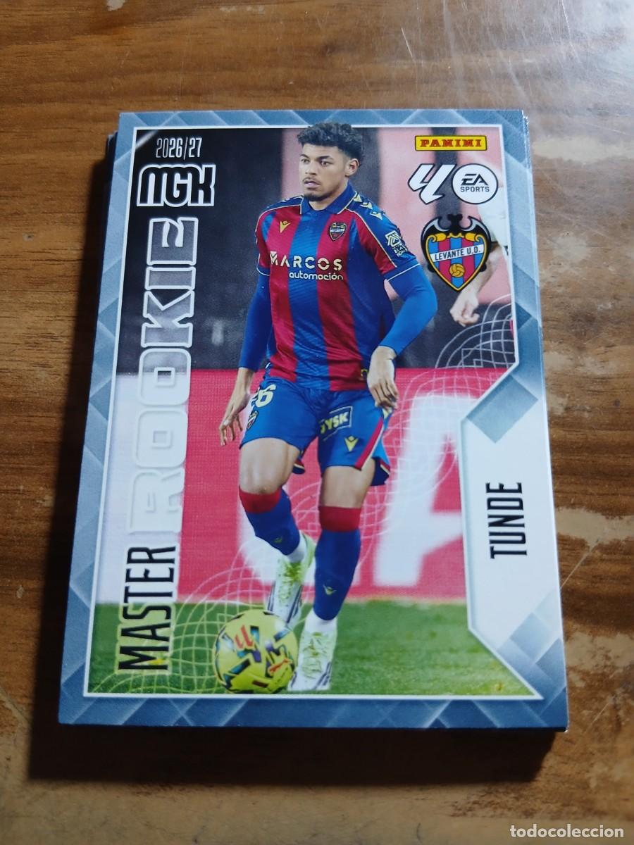 Cromos de f&uacute;tbol: CARD MEGACRACKS TEMPORADA 26/27: MASTER ROOKIE TUNDE, N&deg; 421